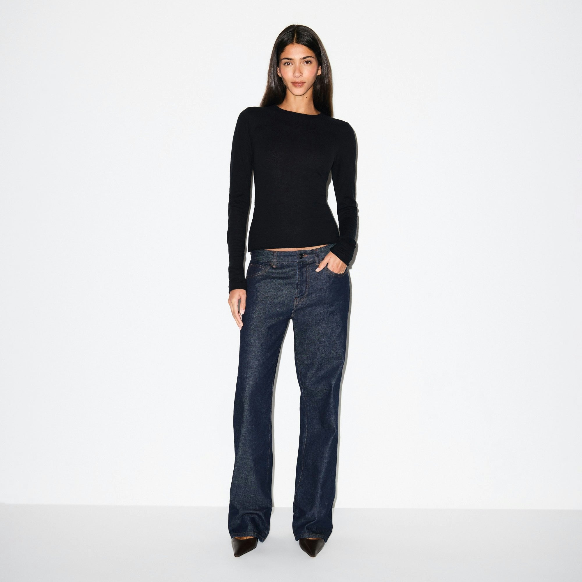 Skims Featherweight Cashmere Long Sleeve Top Onyx