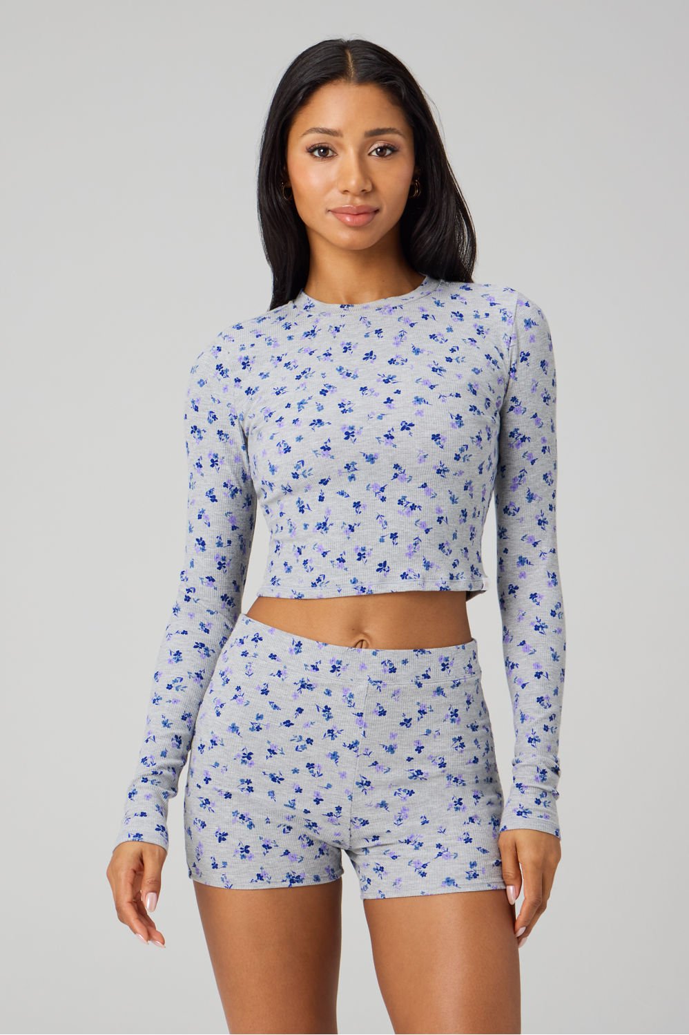 #color_classic-grey-heather-fleeting-florals