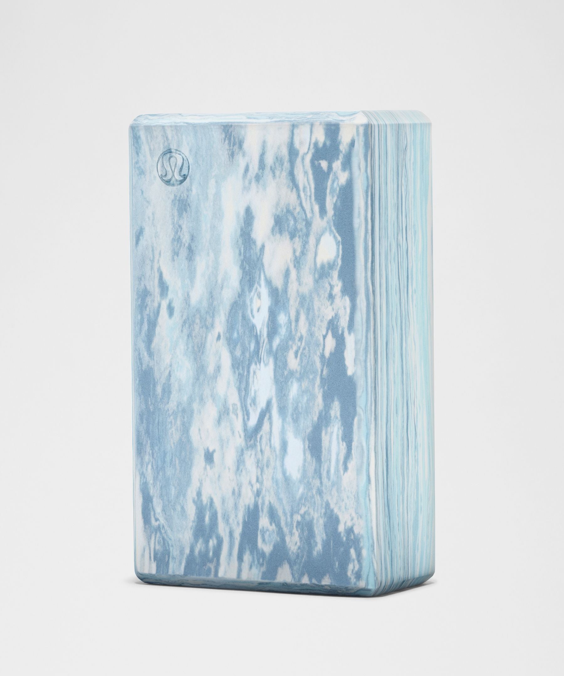 #color_light-ivory/starch-blue/steel-blue/seafoam