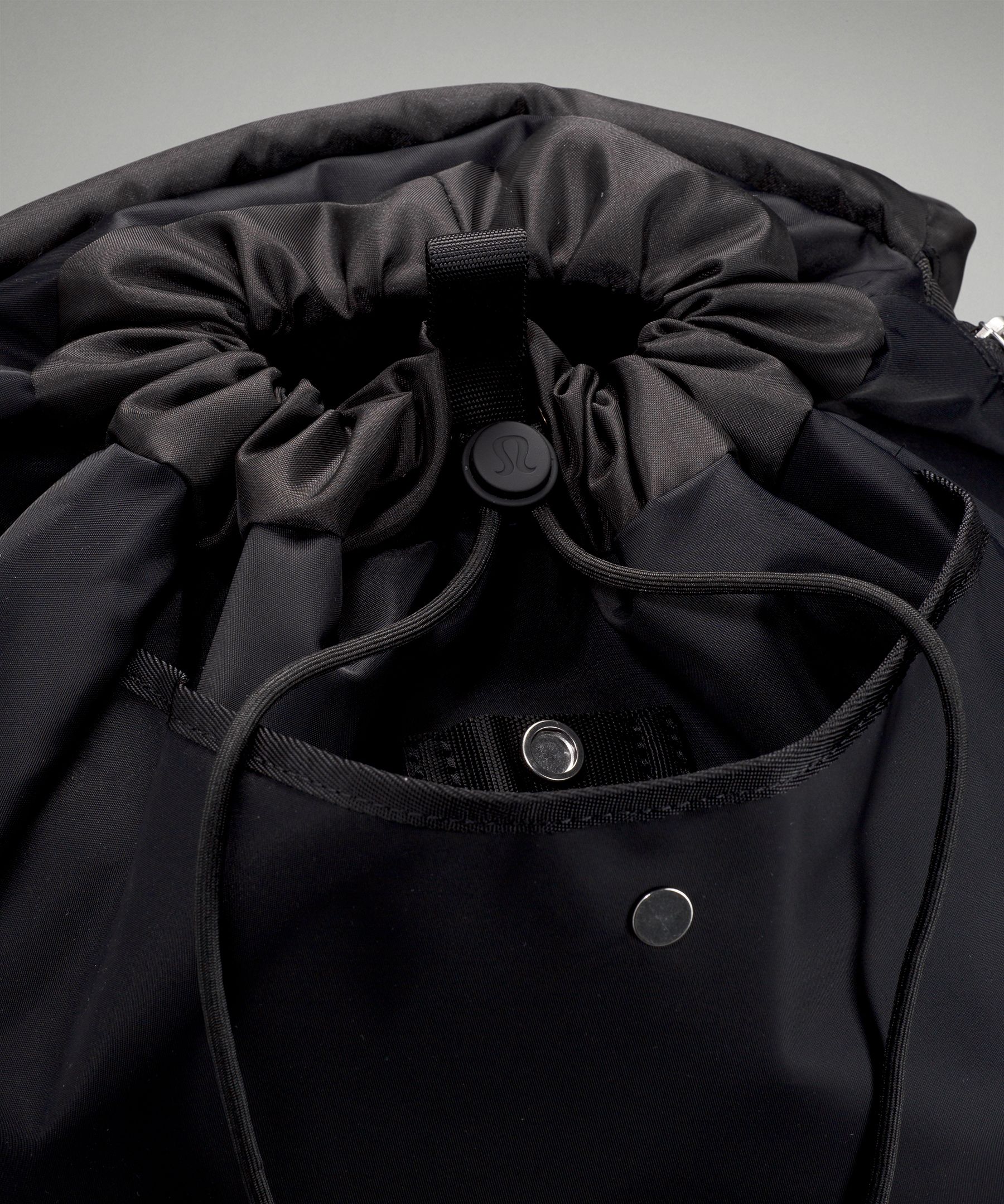 Lululemon Wunderlust Backpack 25L