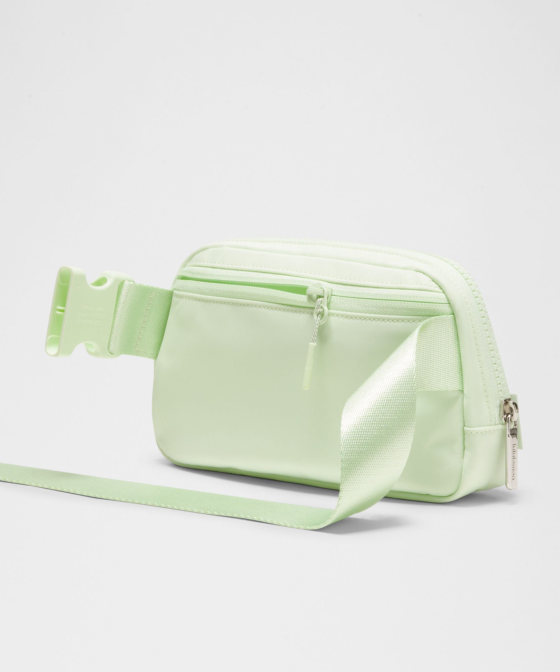 Lululemon Everywhere Belt Bag 1L