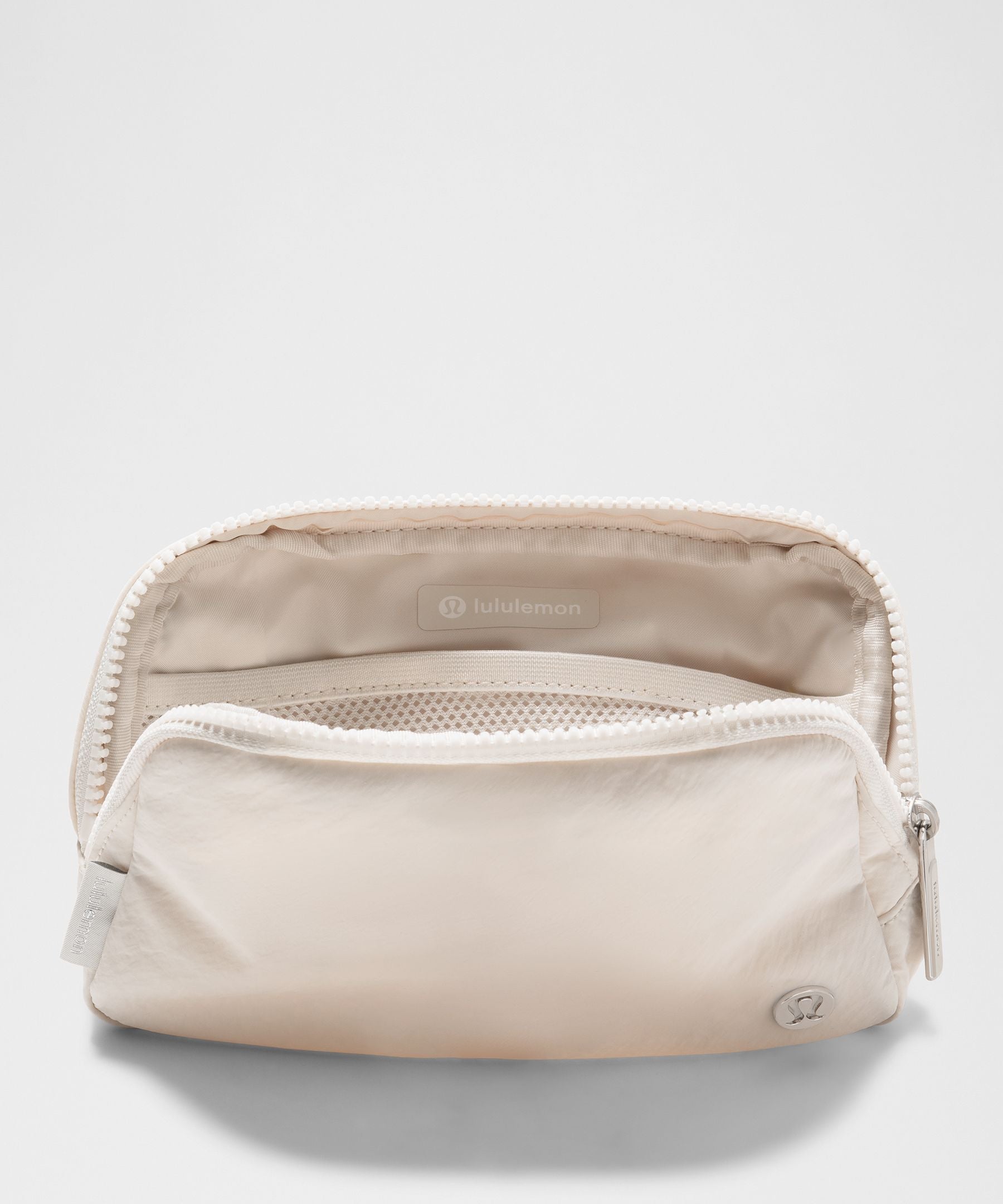 Lululemon Everywhere Belt Bag 1L