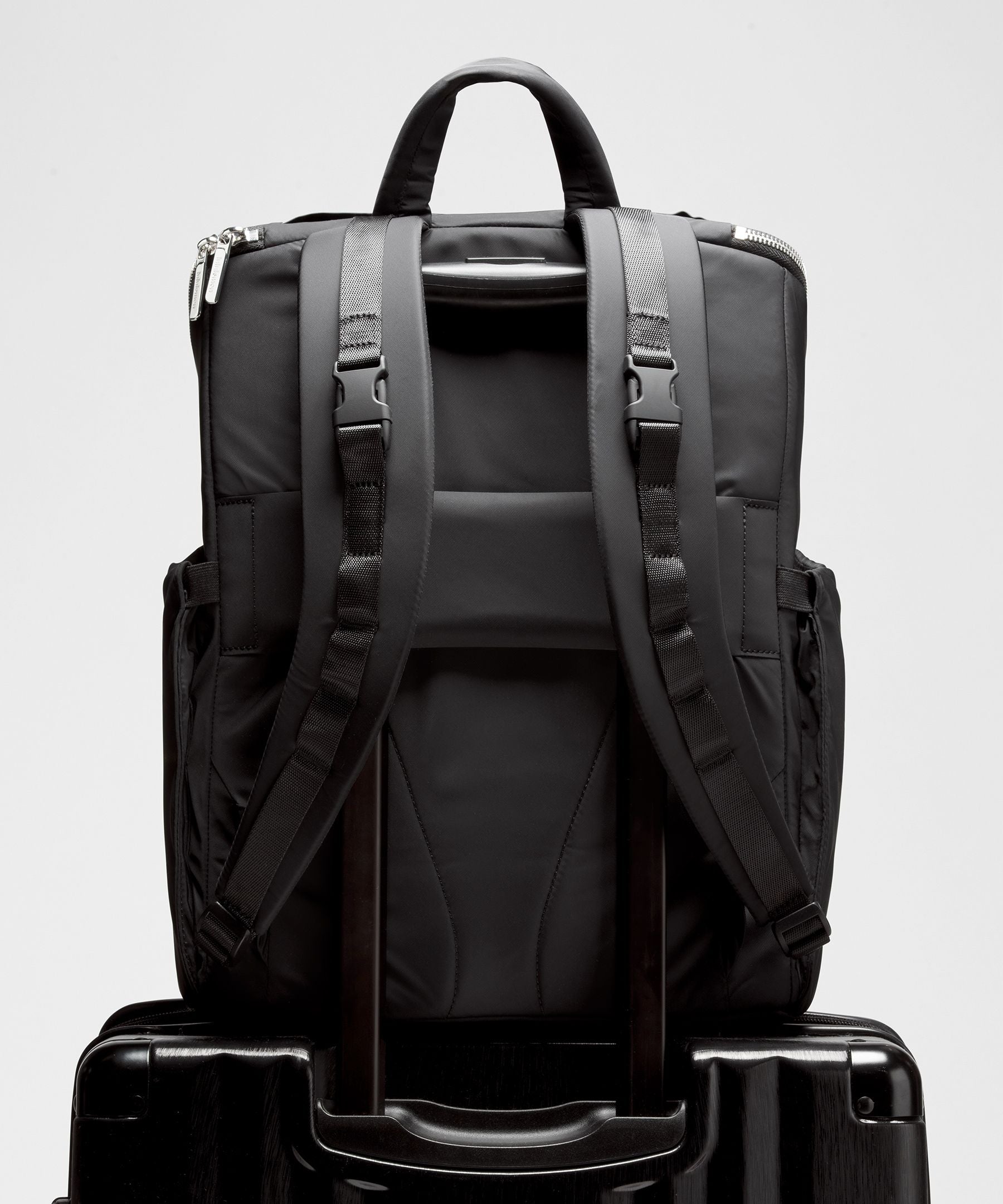 Lululemon New Parent Backpack 17L