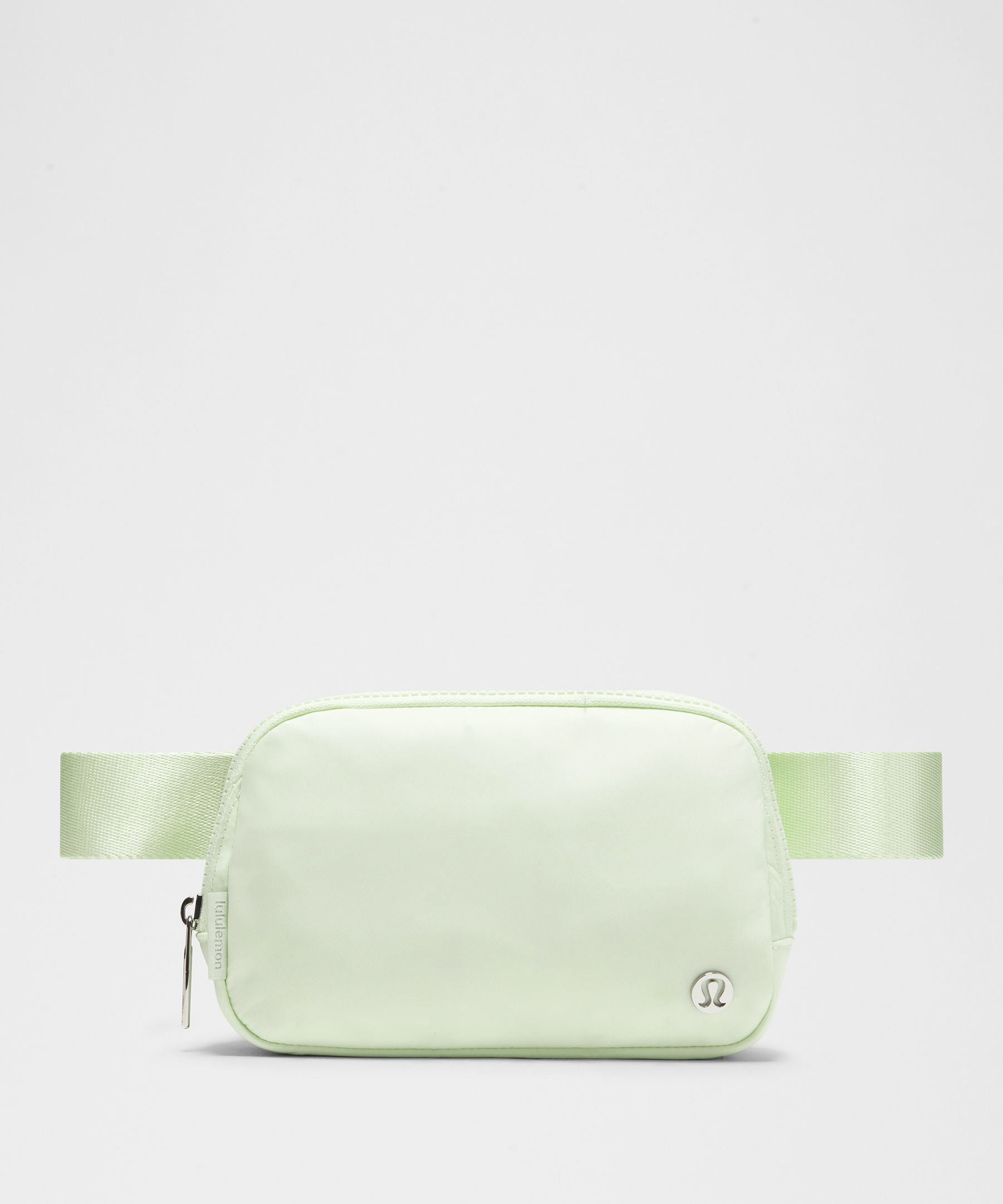 #color_matcha-magic/silver