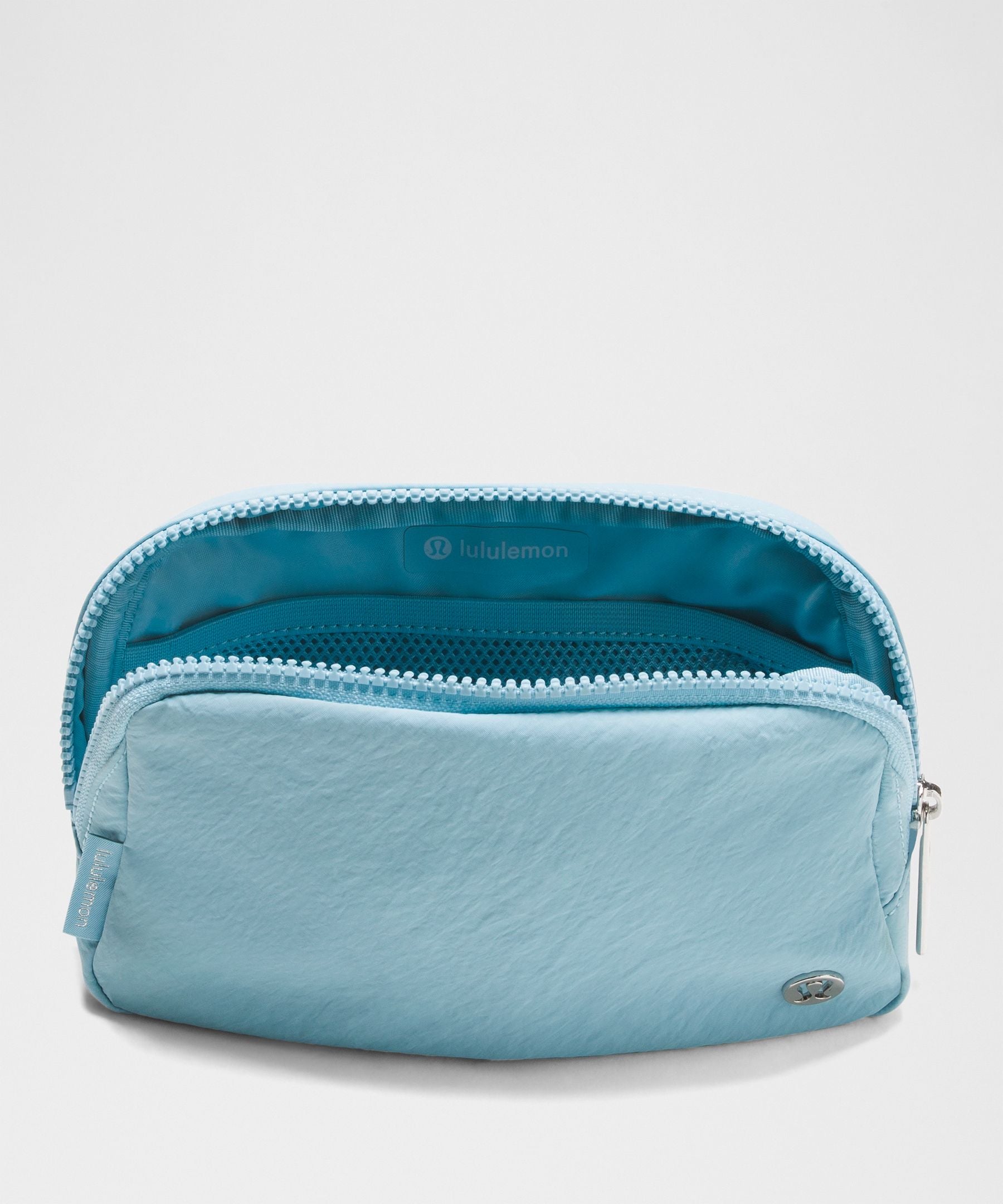 Lululemon Everywhere Belt Bag with Long Strap 1L