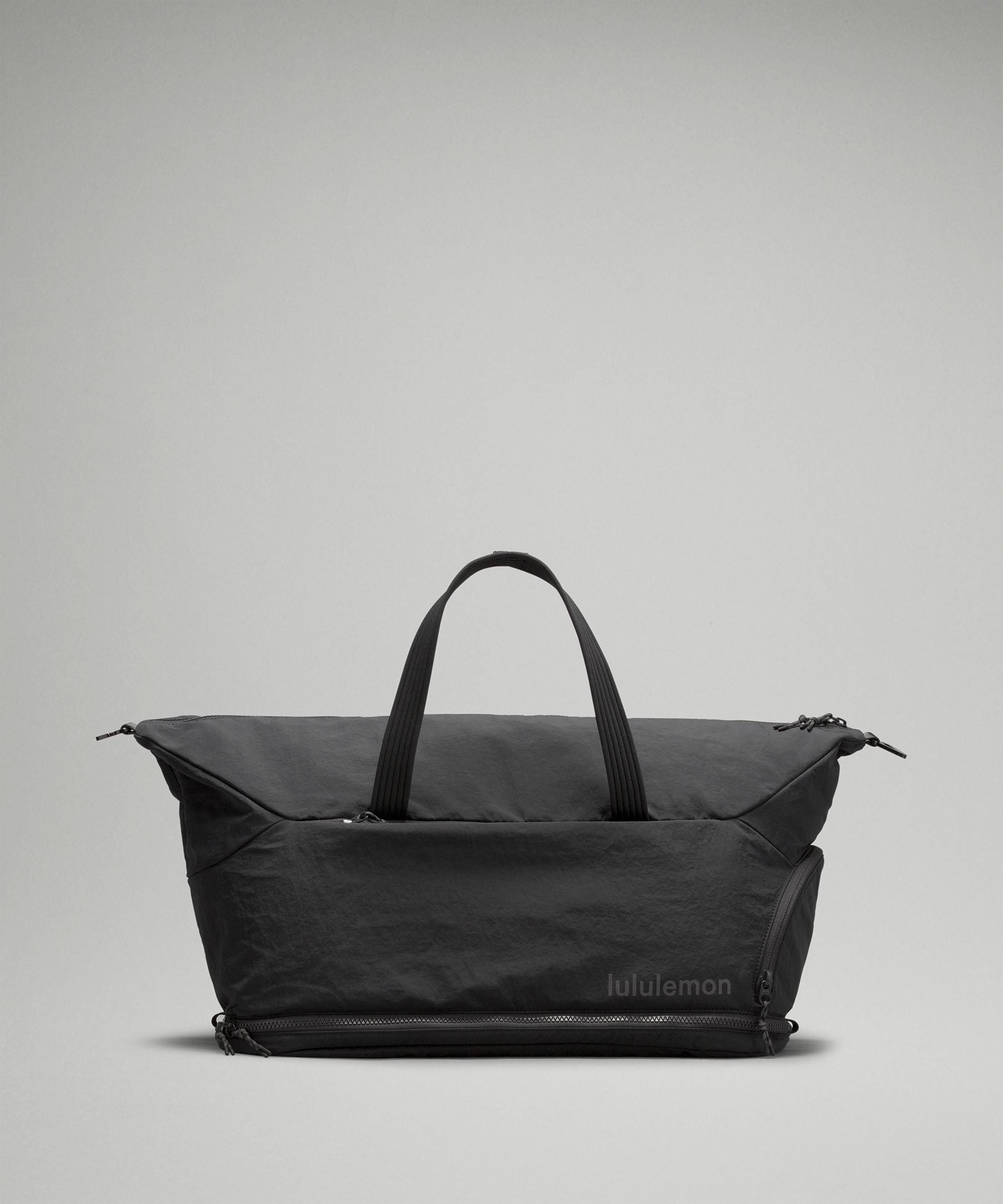 Lululemon 3-in-1 Gym Duffle Bag 30L