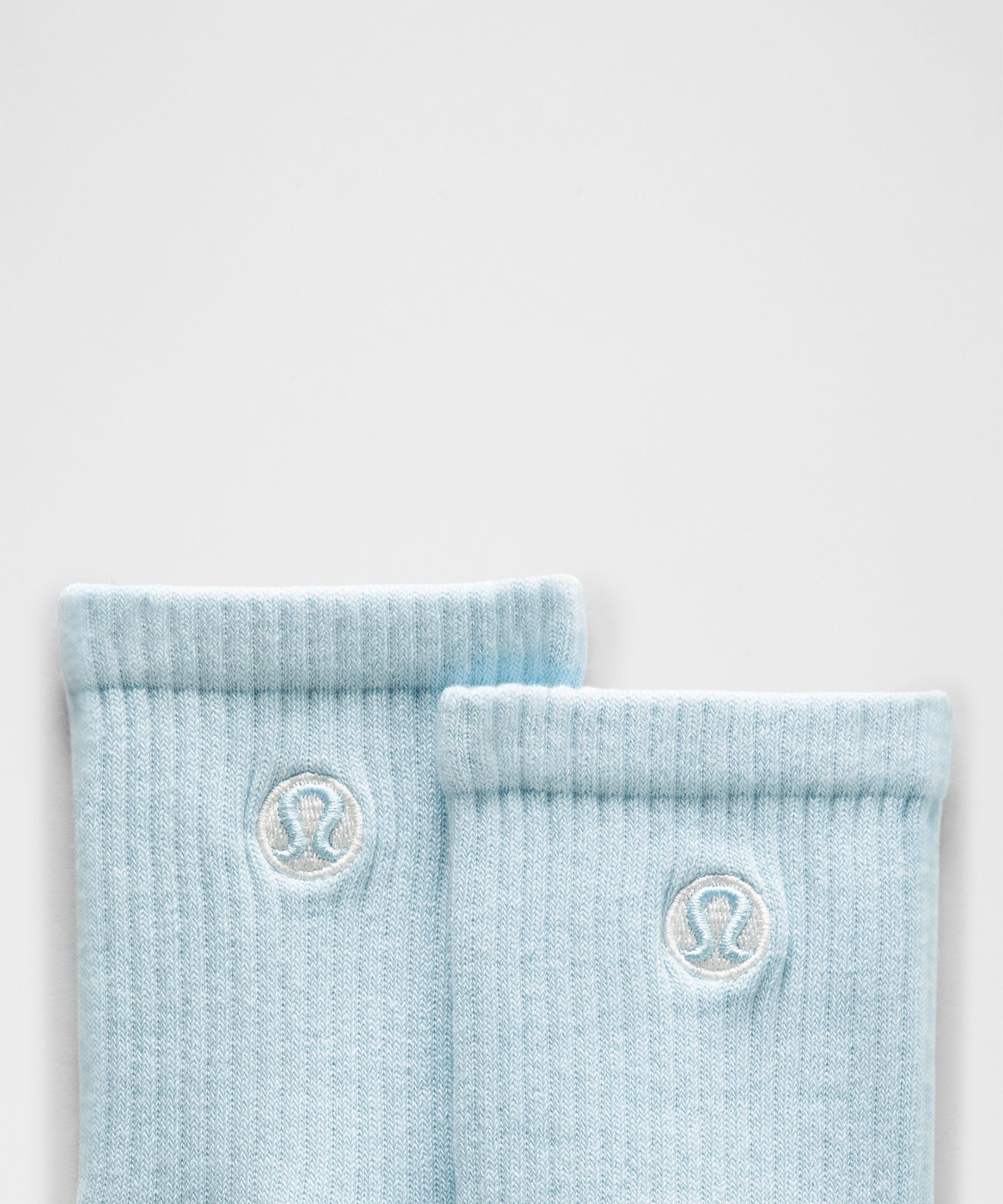 Lululemon Unisex Daily Essential Quarter Socks