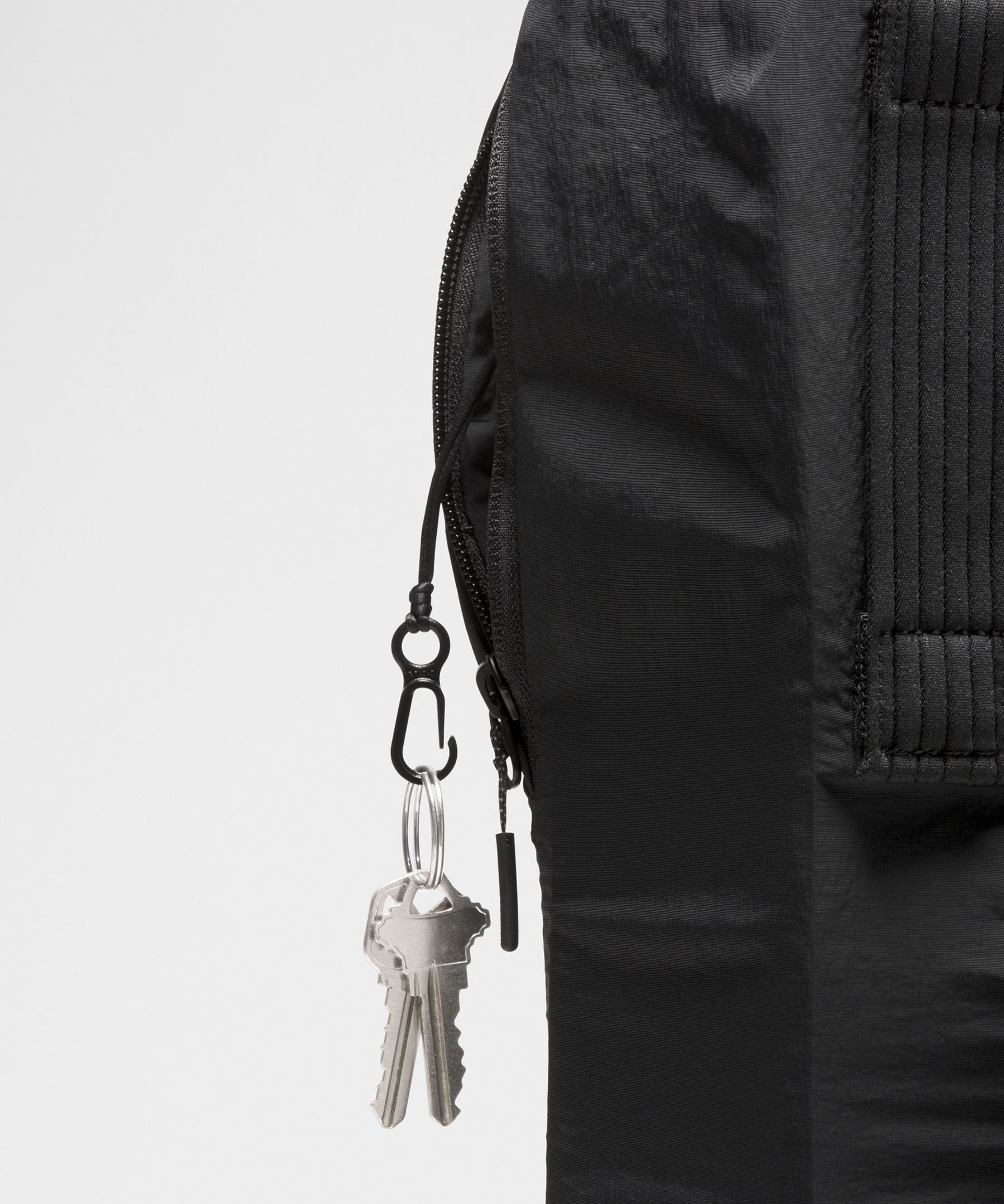 Lululemon 2-in-1 Convertible Backpack 21L