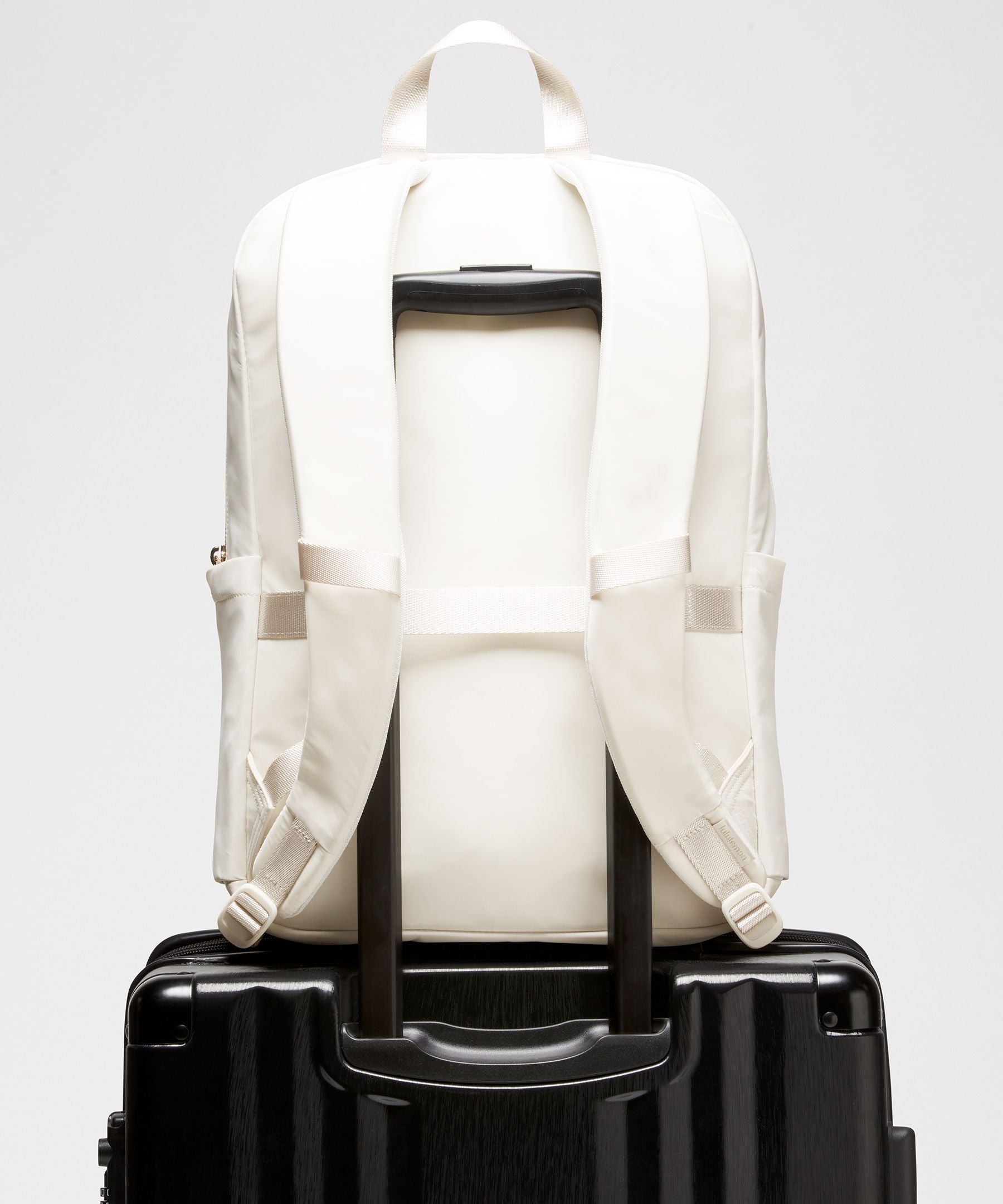 Lululemon Everywhere Backpack 22L *Metal Hardware