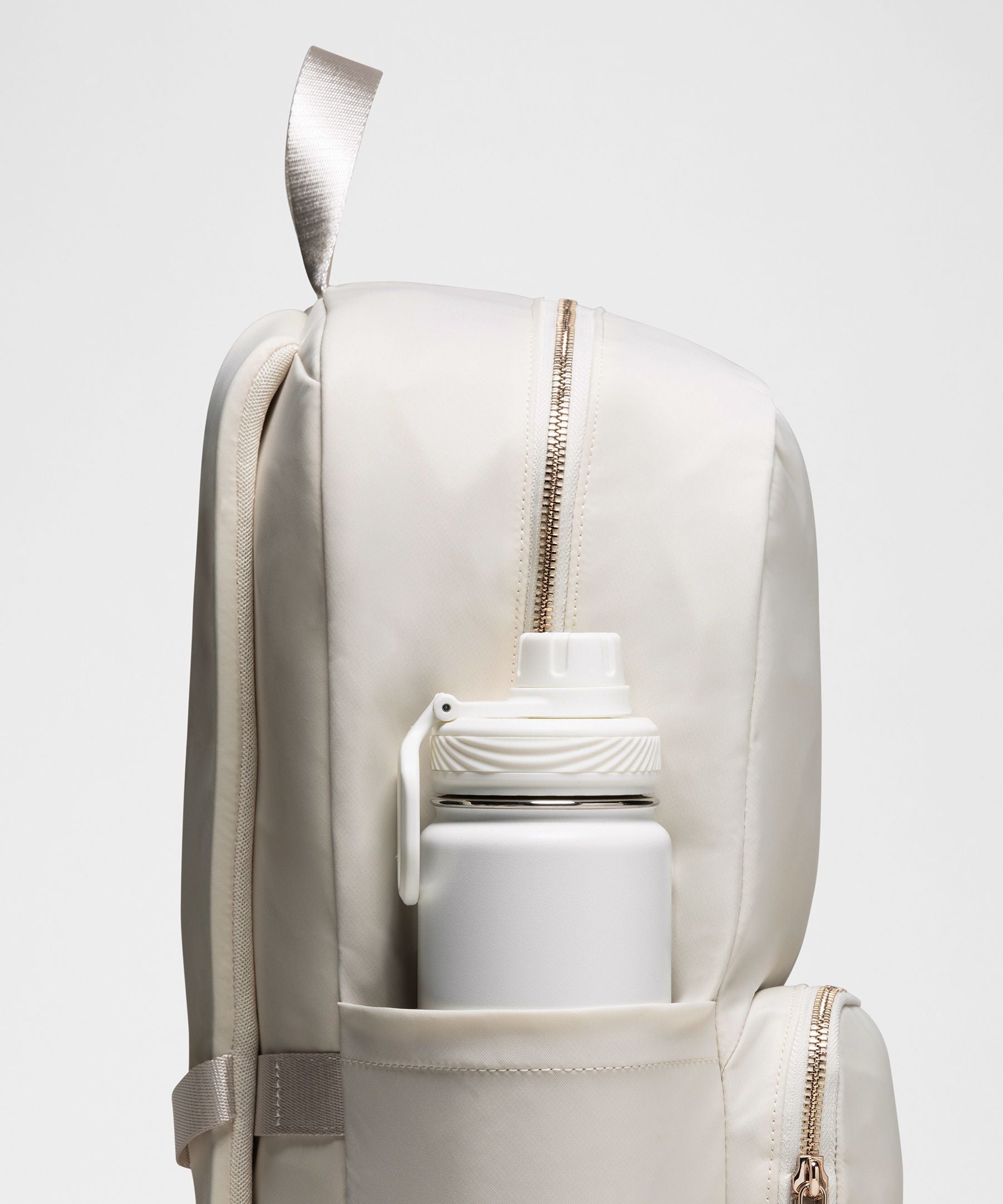 Lululemon Everywhere Backpack 22L *Metal Hardware