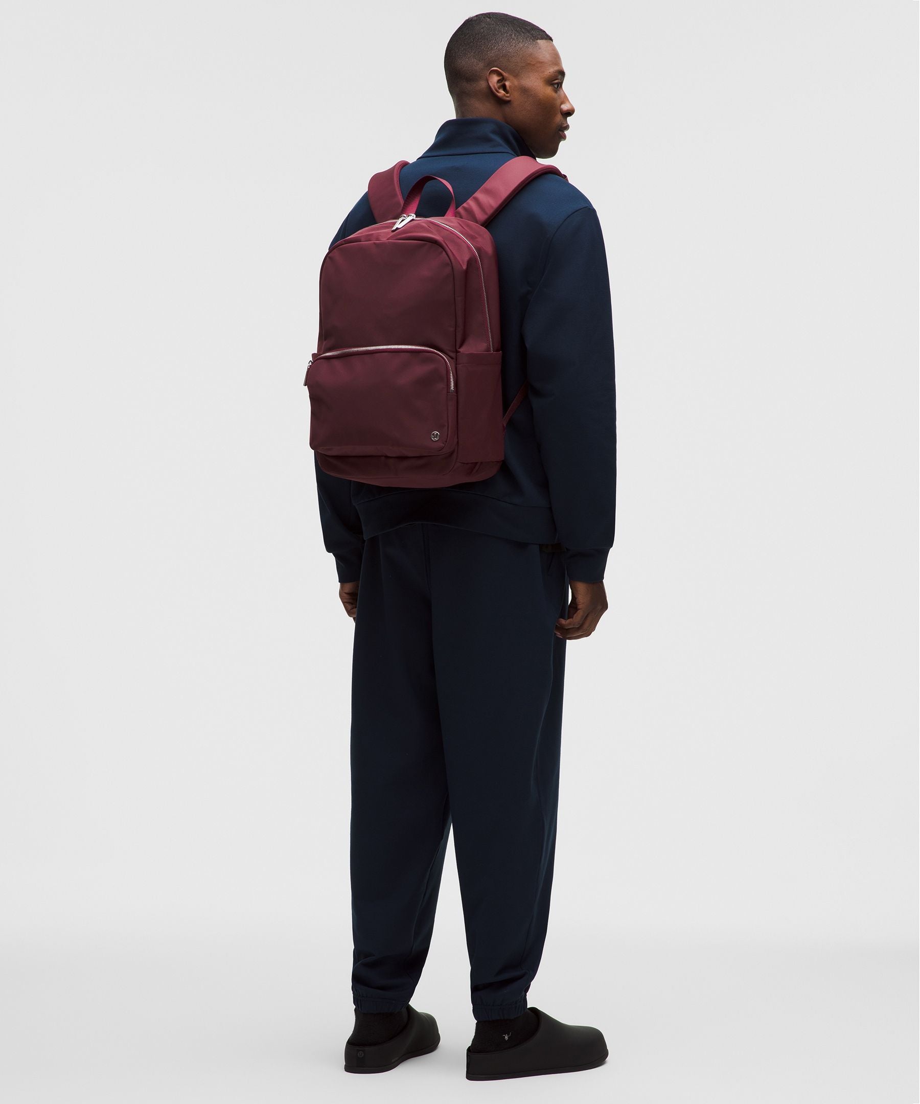 Lululemon Everywhere Backpack 22L *Metal Hardware
