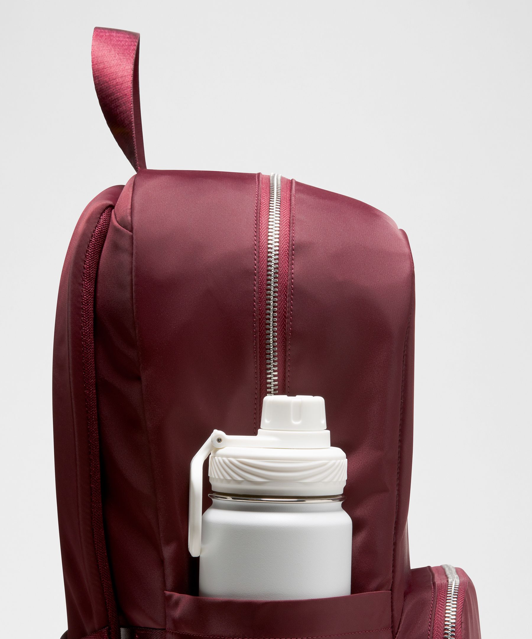 Lululemon Everywhere Backpack 22L *Metal Hardware