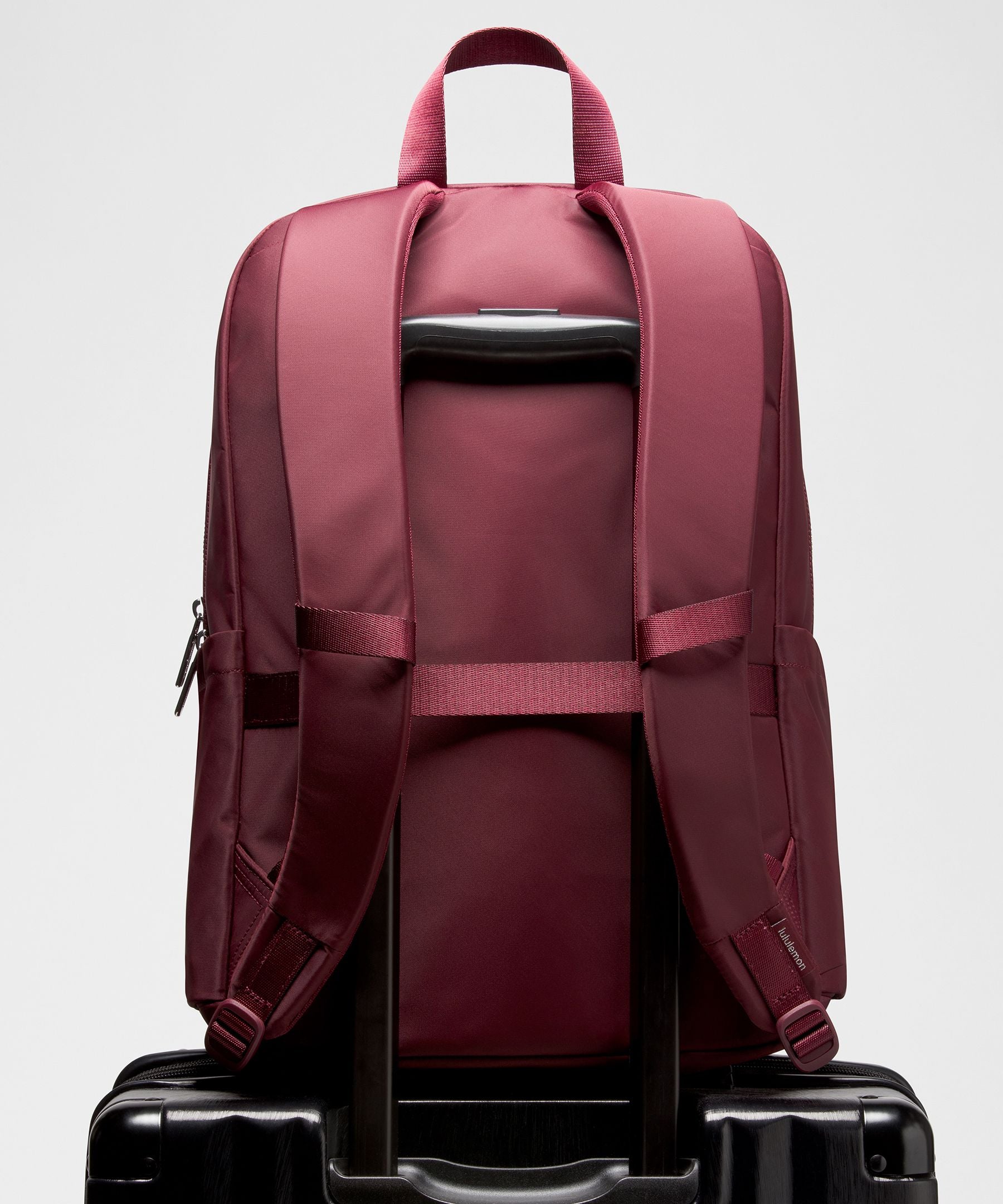 Lululemon Everywhere Backpack 22L *Metal Hardware