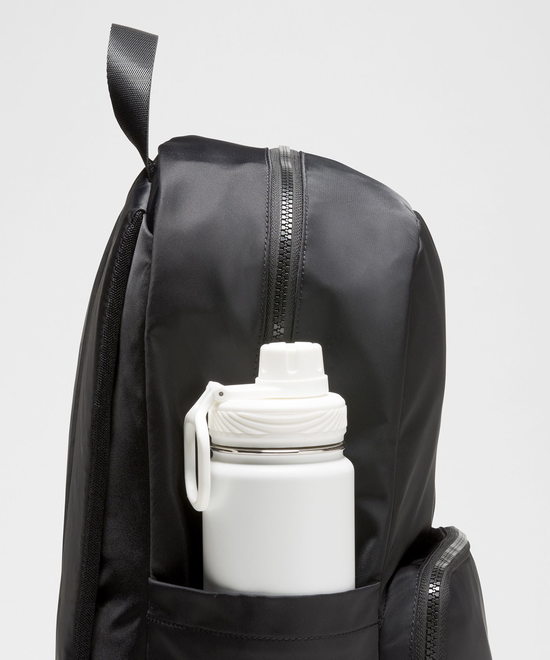 Lululemon Everywhere Backpack 22L