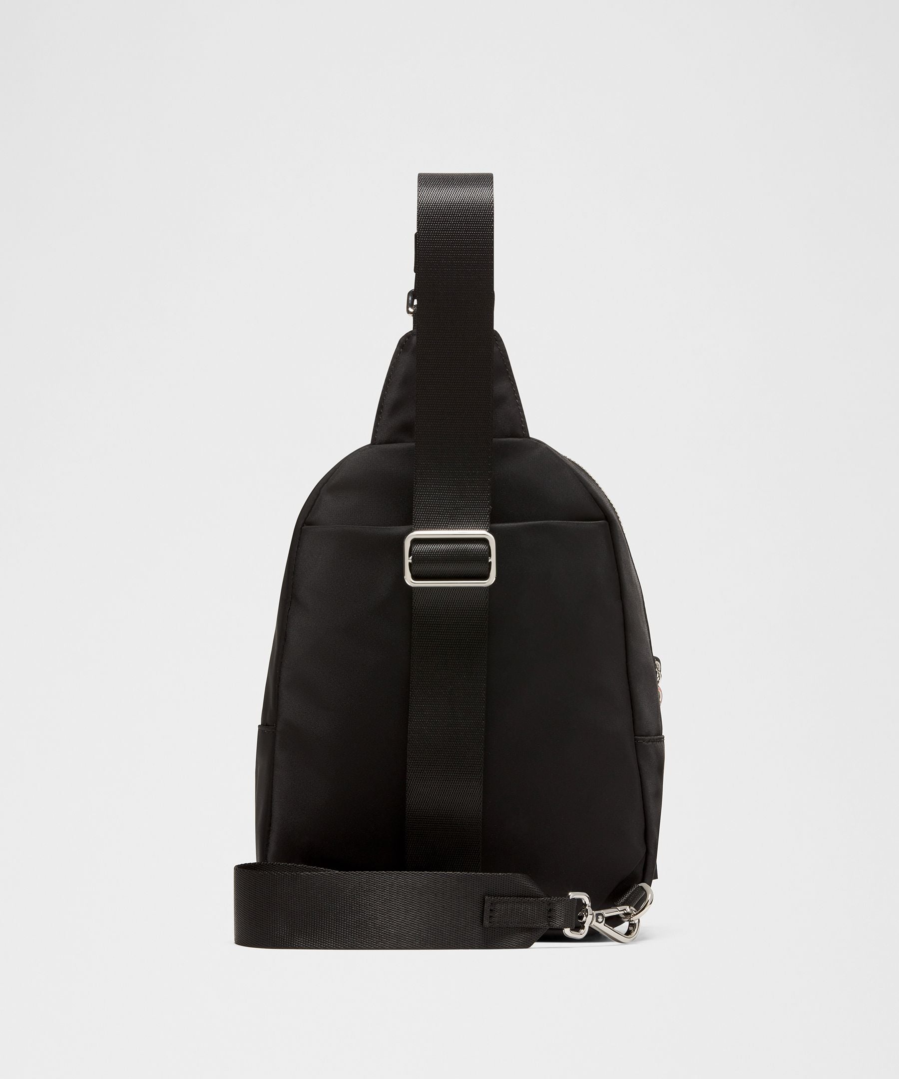 Lululemon Everywhere Sling Bag 4.2L