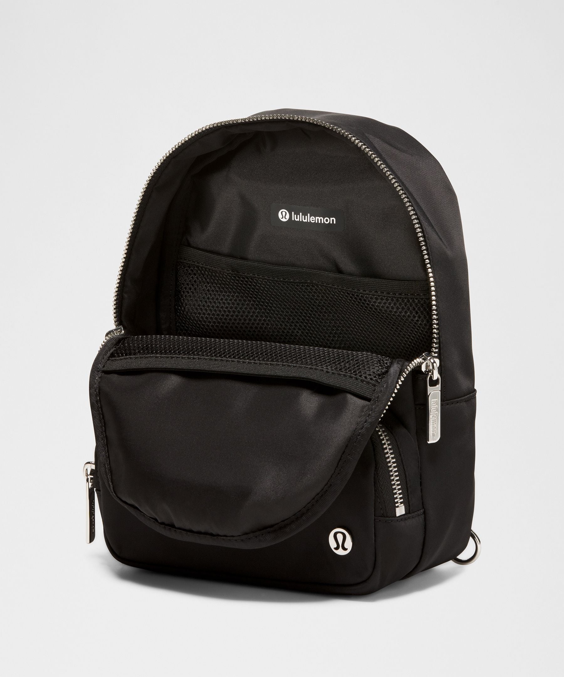 Lululemon Everywhere Sling Bag 4.2L
