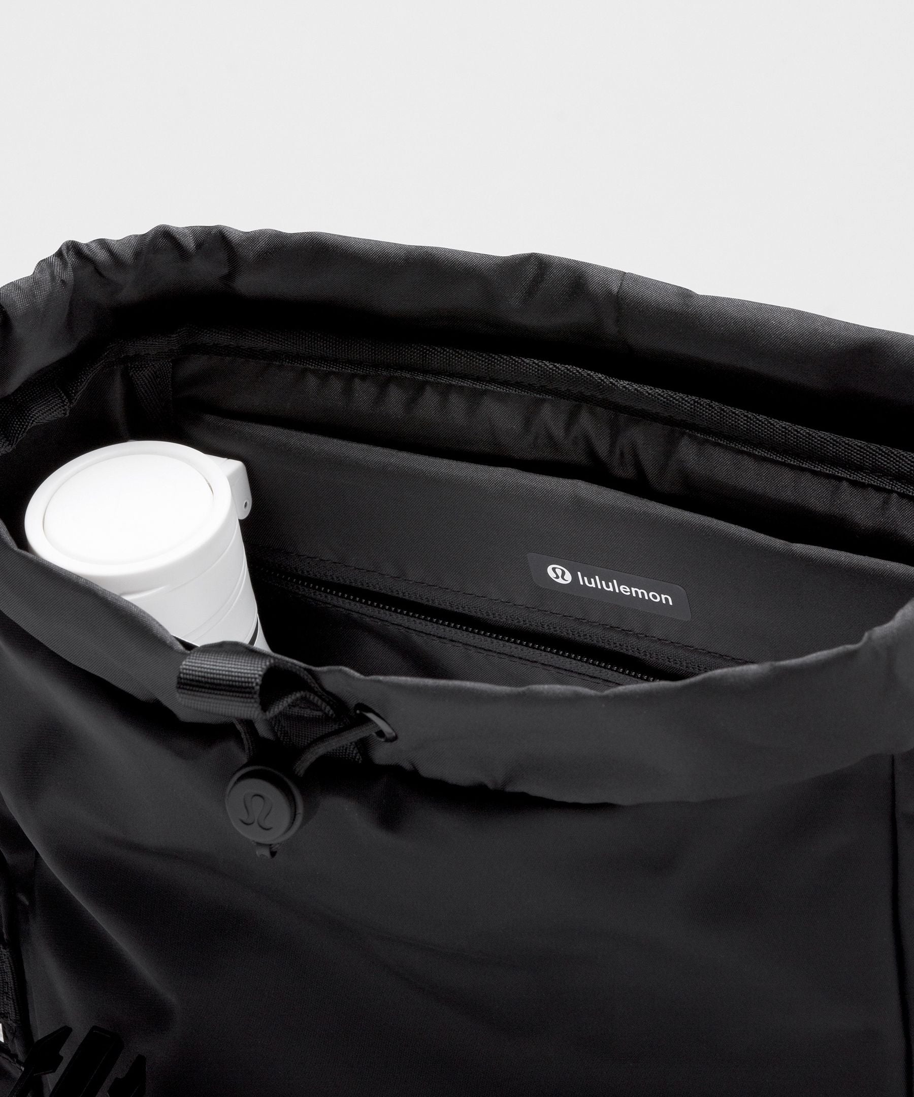 Lululemon Wunderlust Backpack *Small 14L
