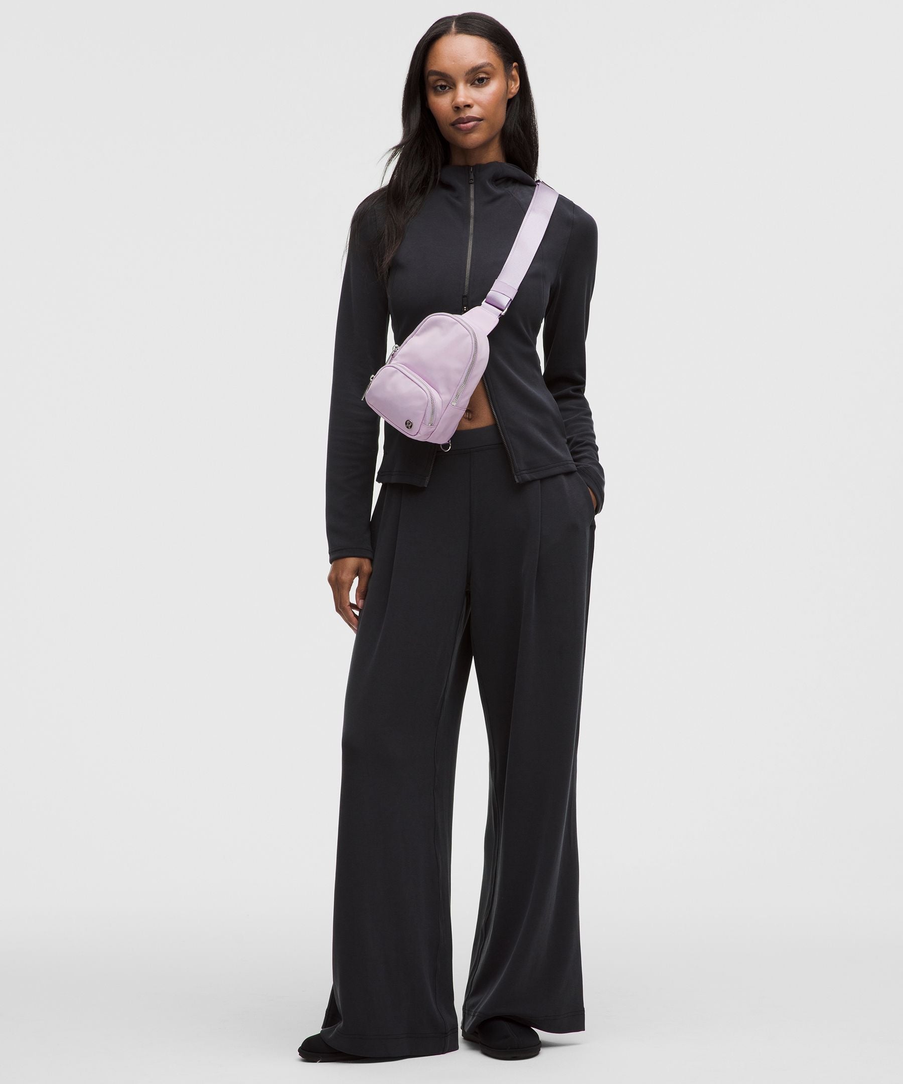 Lululemon Everywhere Sling Bag Small 2L