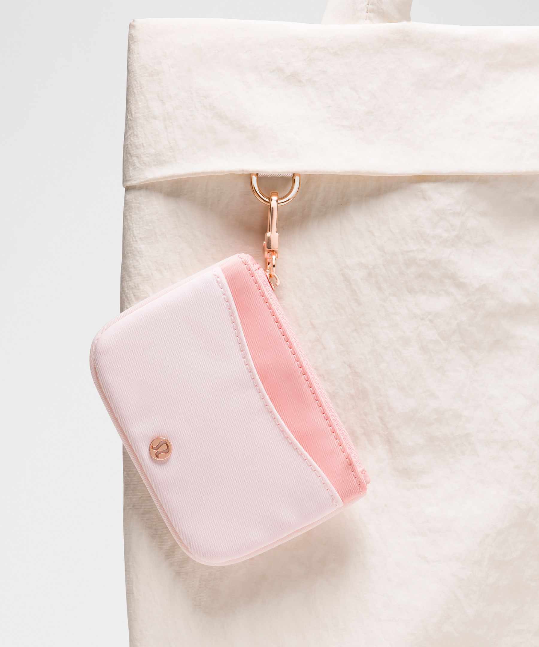 Lululemon Clippable Card Holder