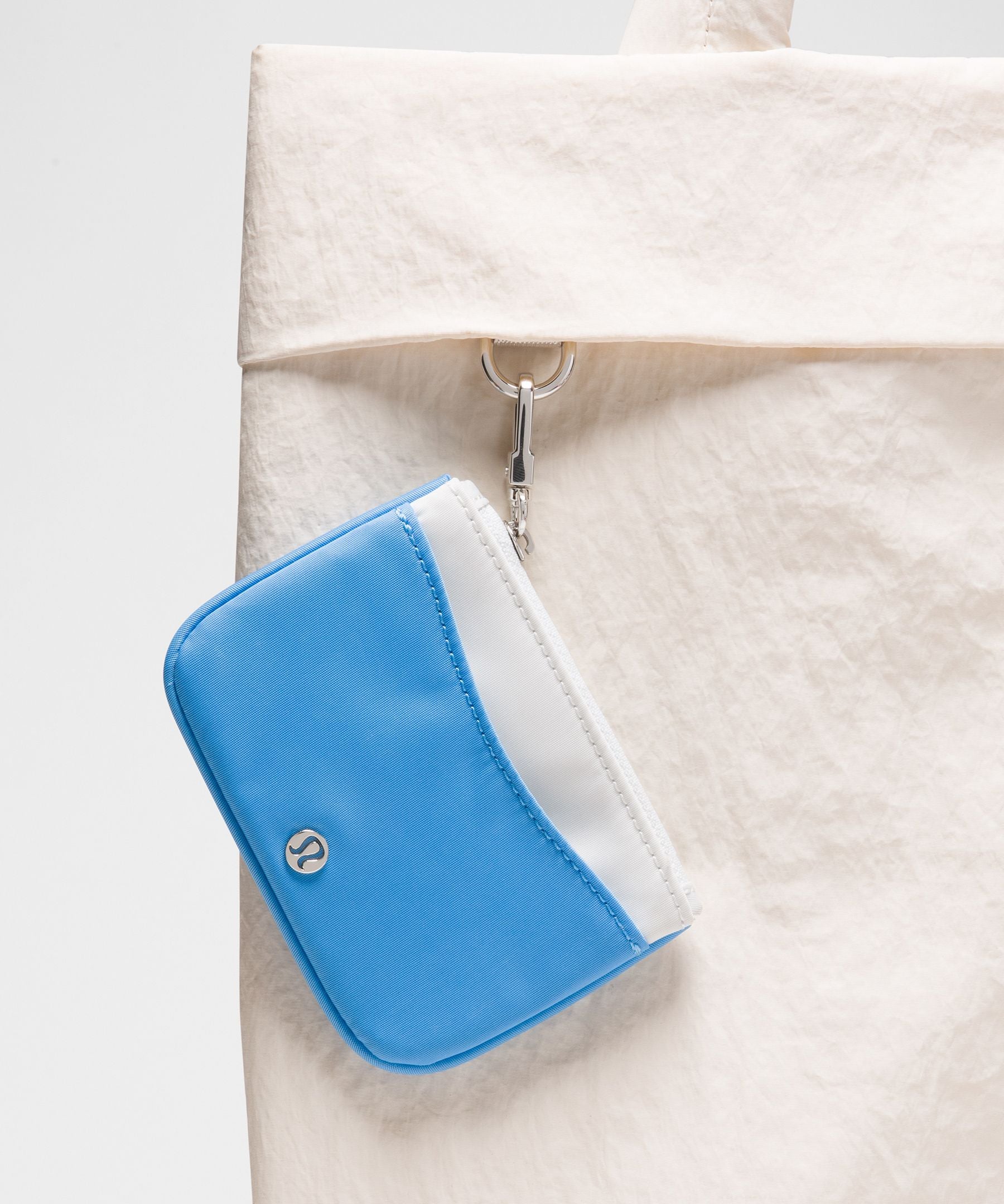 Lululemon Clippable Card Holder