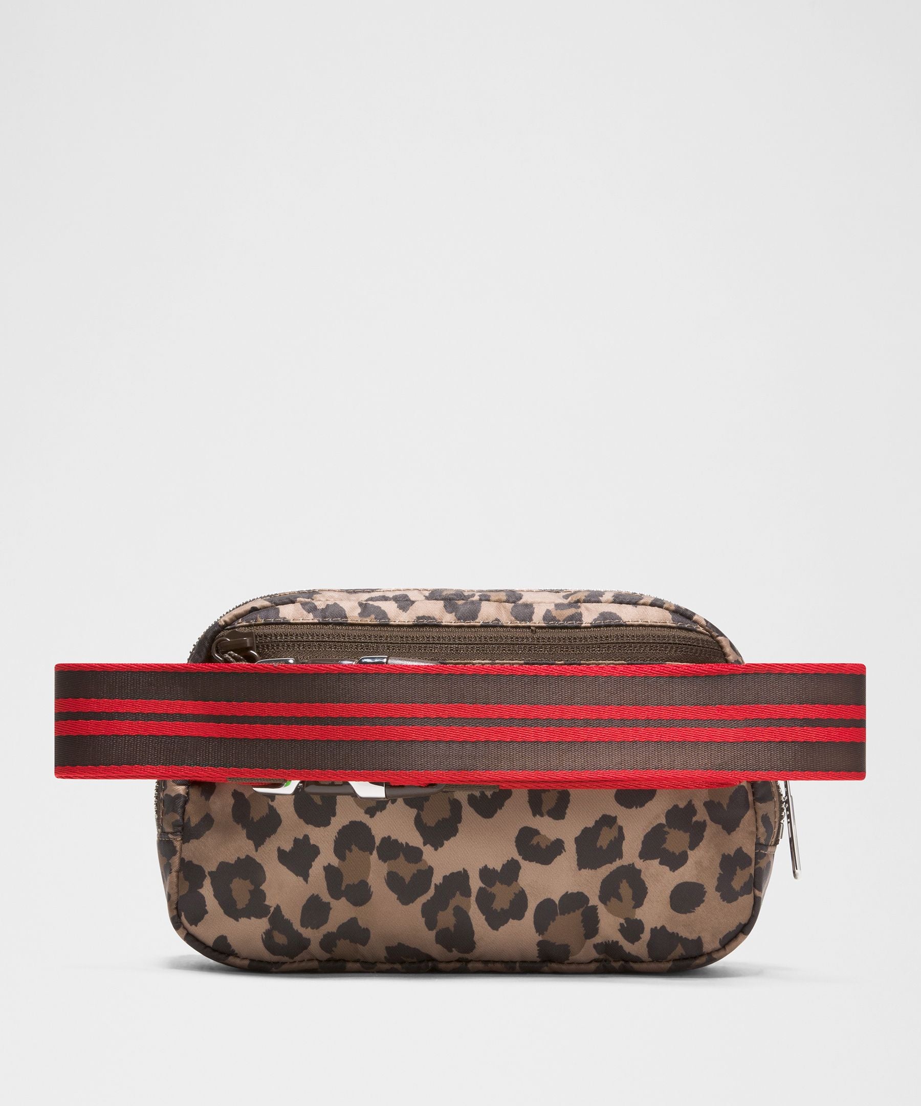 #color_true-leopard-multi/oxford-red/walnut-crunch/silver