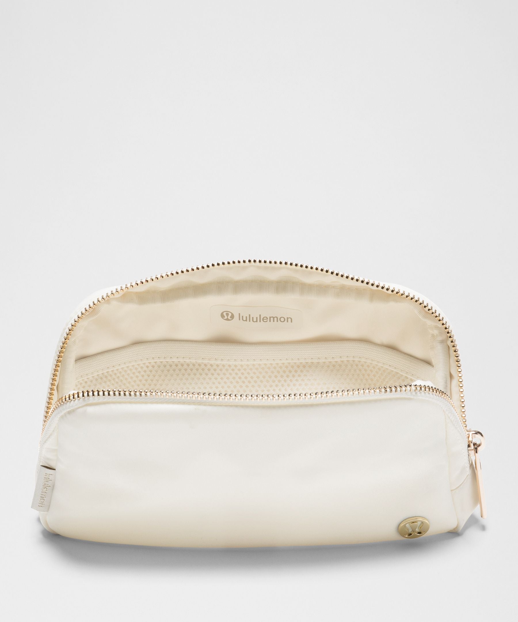 Lululemon Everywhere Belt Bag 1L *Striped Wordmark