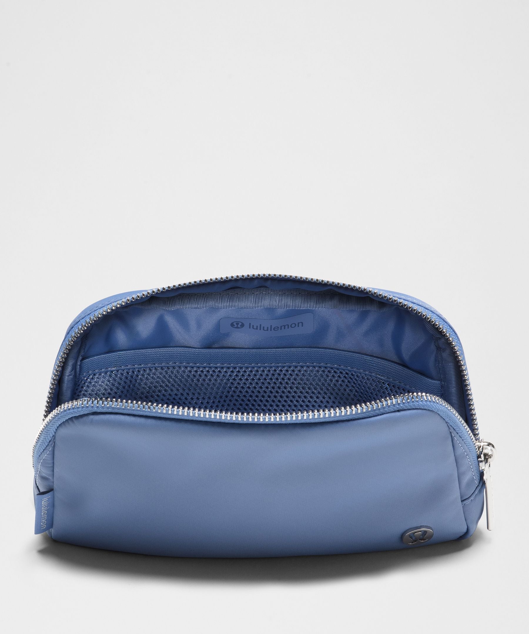 Lululemon Everywhere Belt Bag 1L *Striped Wordmark