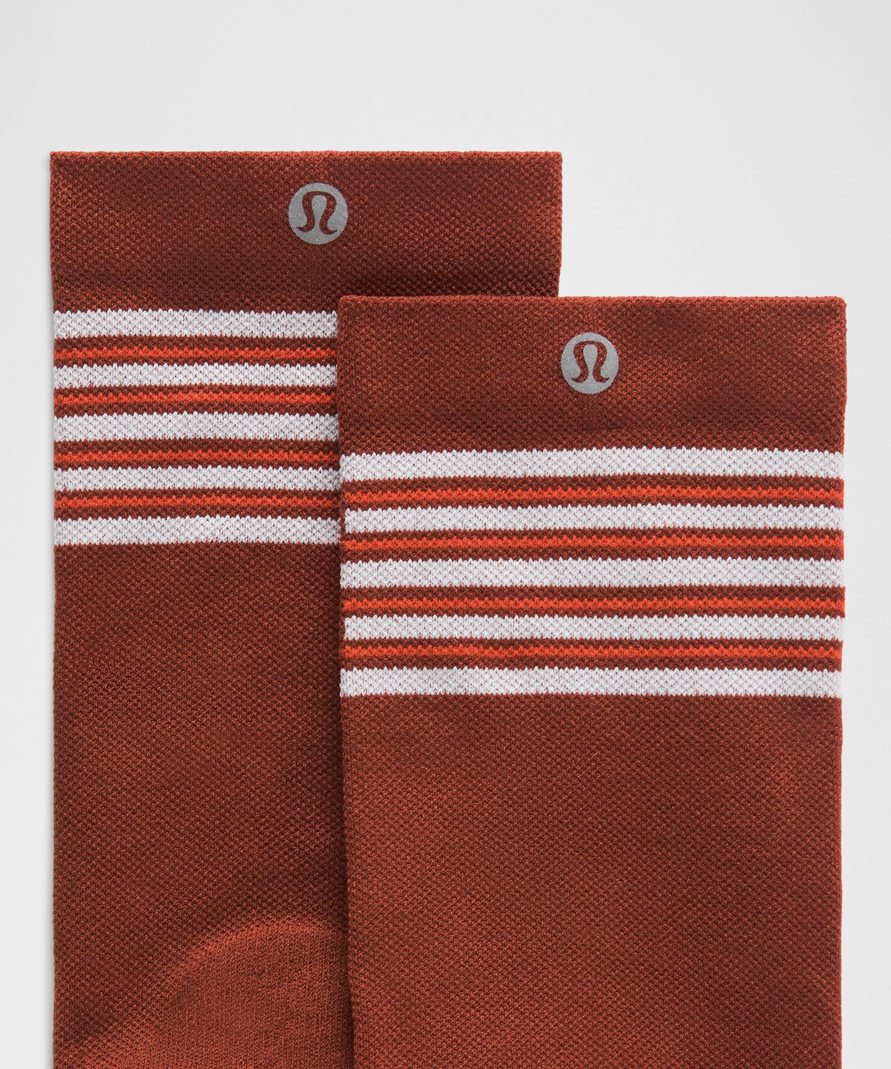 #color_cranberry-charm/white