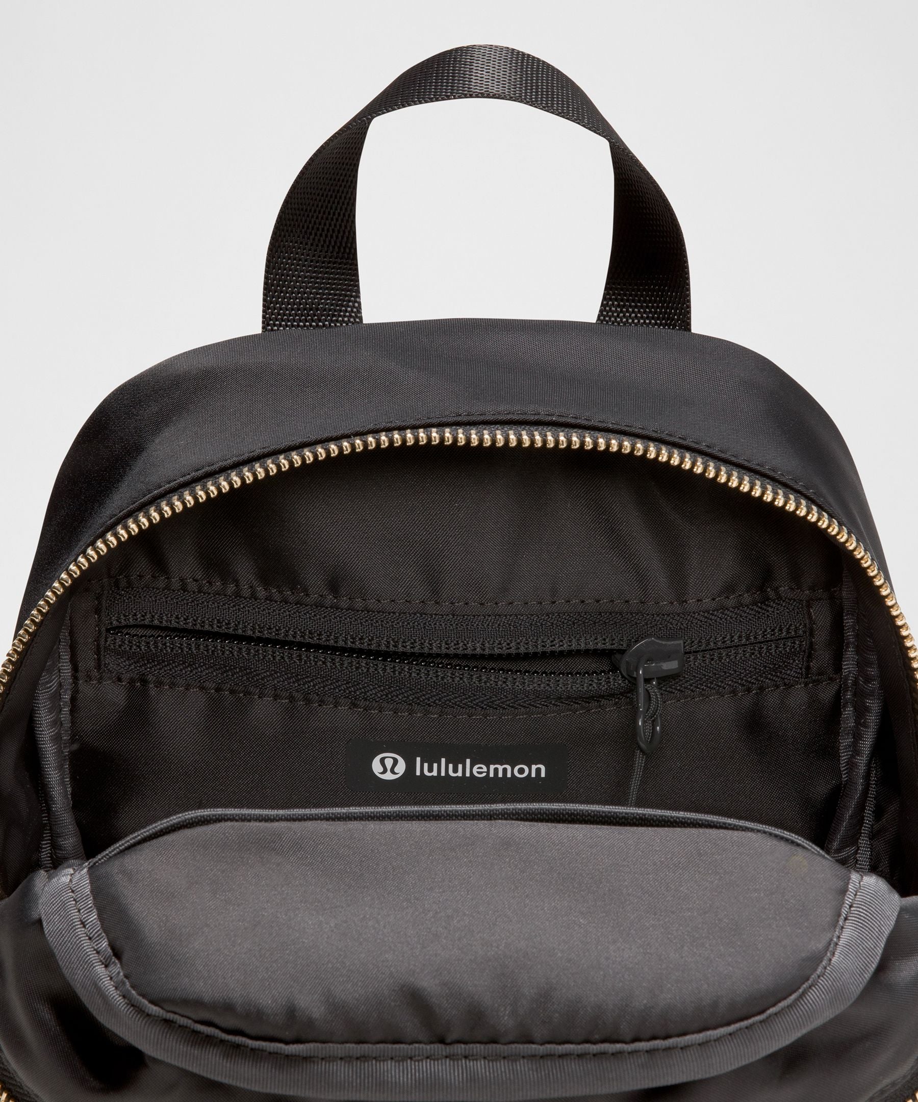 Lululemon Everywhere Backpack Mini 4L *Metal Hardware