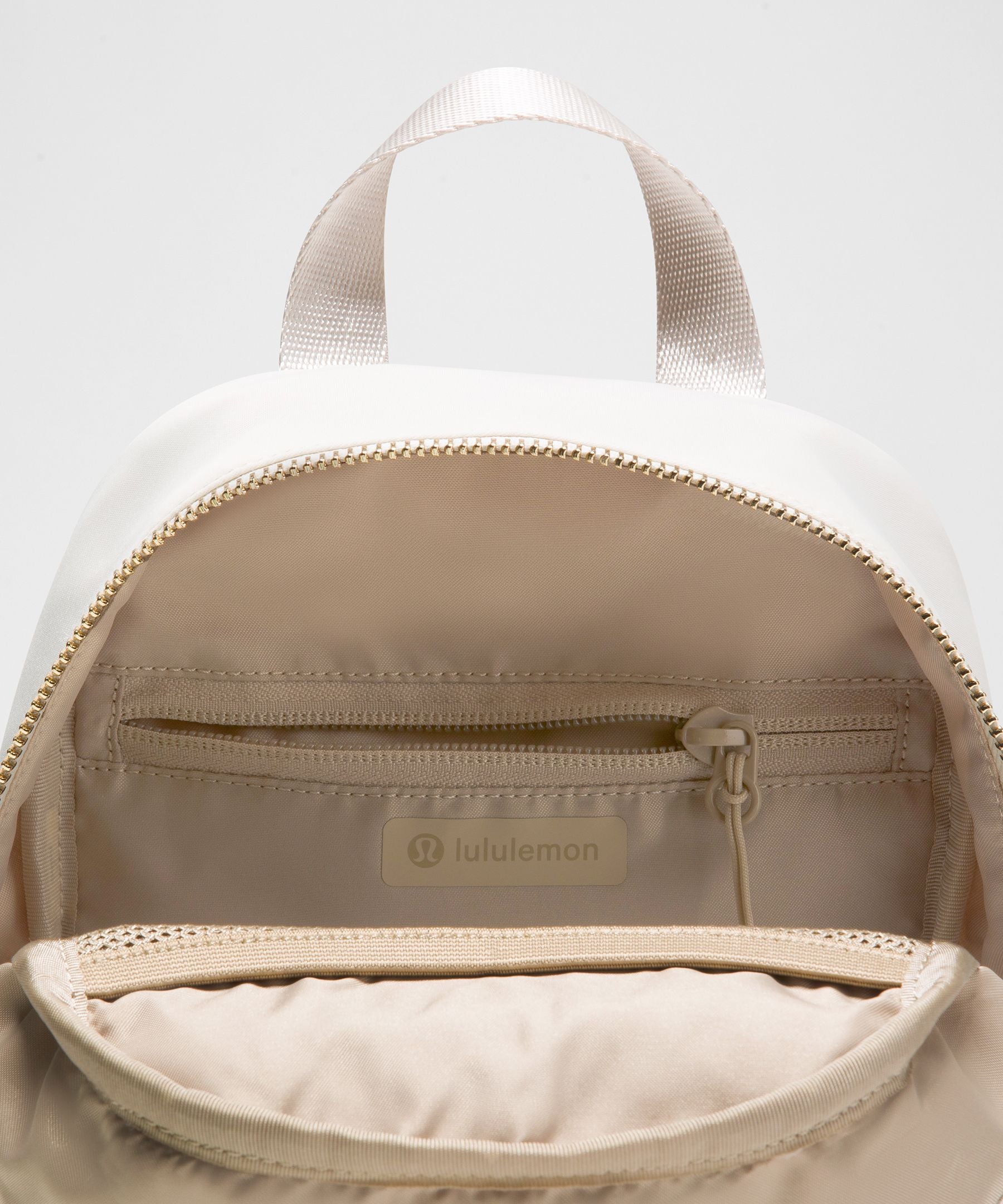 Lululemon Everywhere Backpack Mini 4L *Metal Hardware