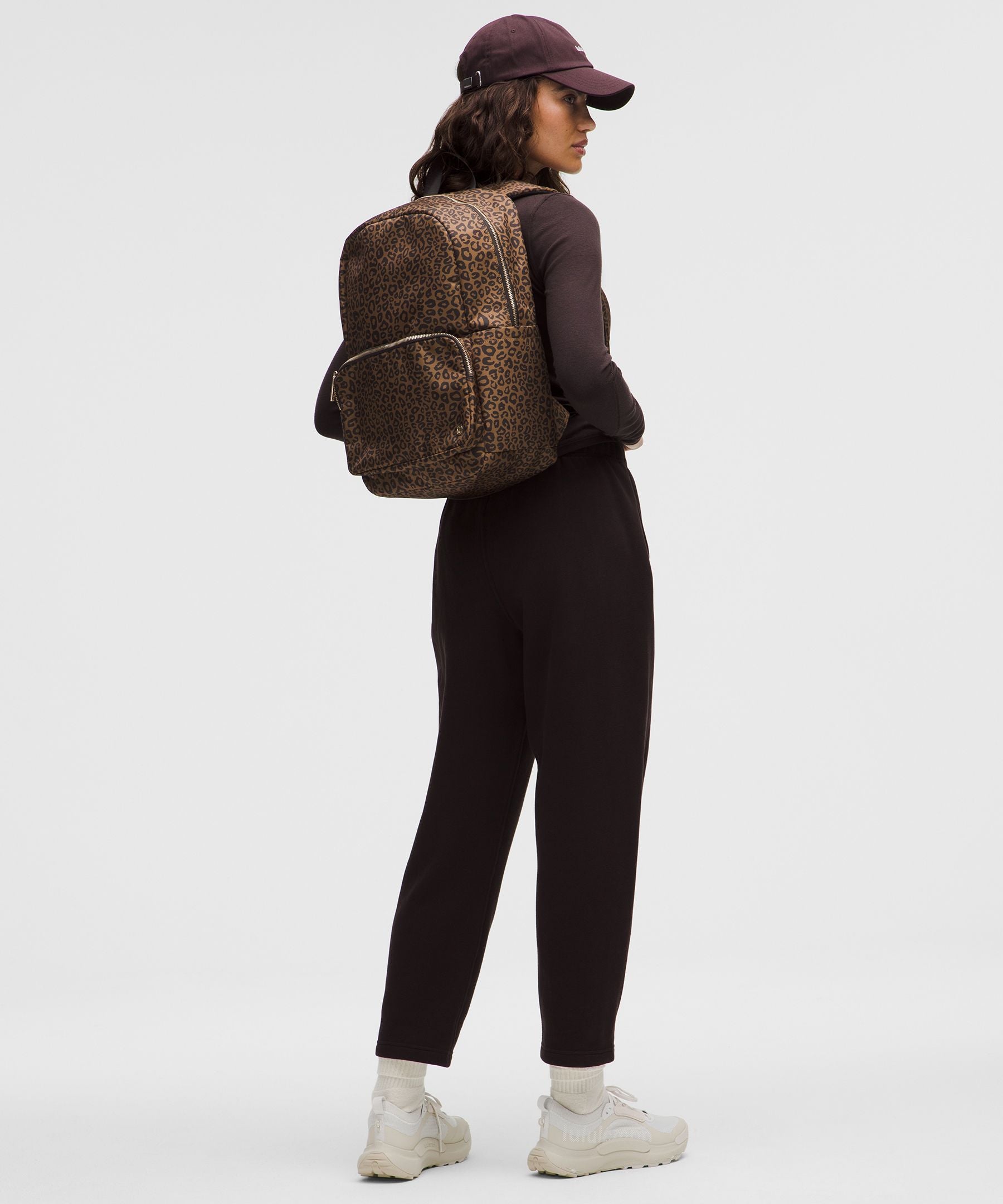 Lululemon Everywhere Backpack 22L *Metal Hardware