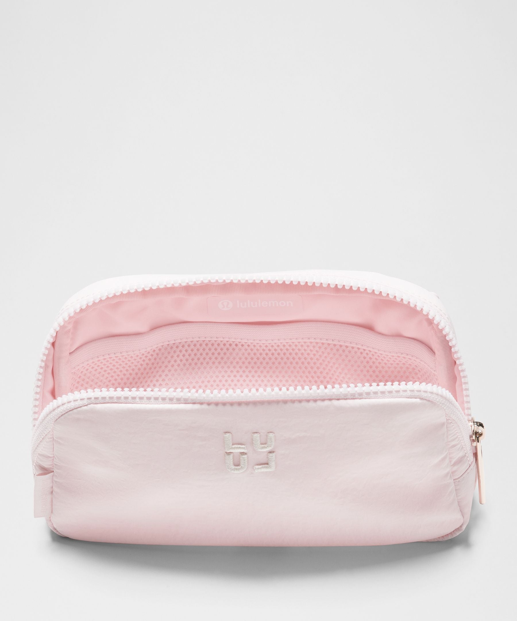 Lululemon Everywhere Belt Bag 1L *Embroidered Stack