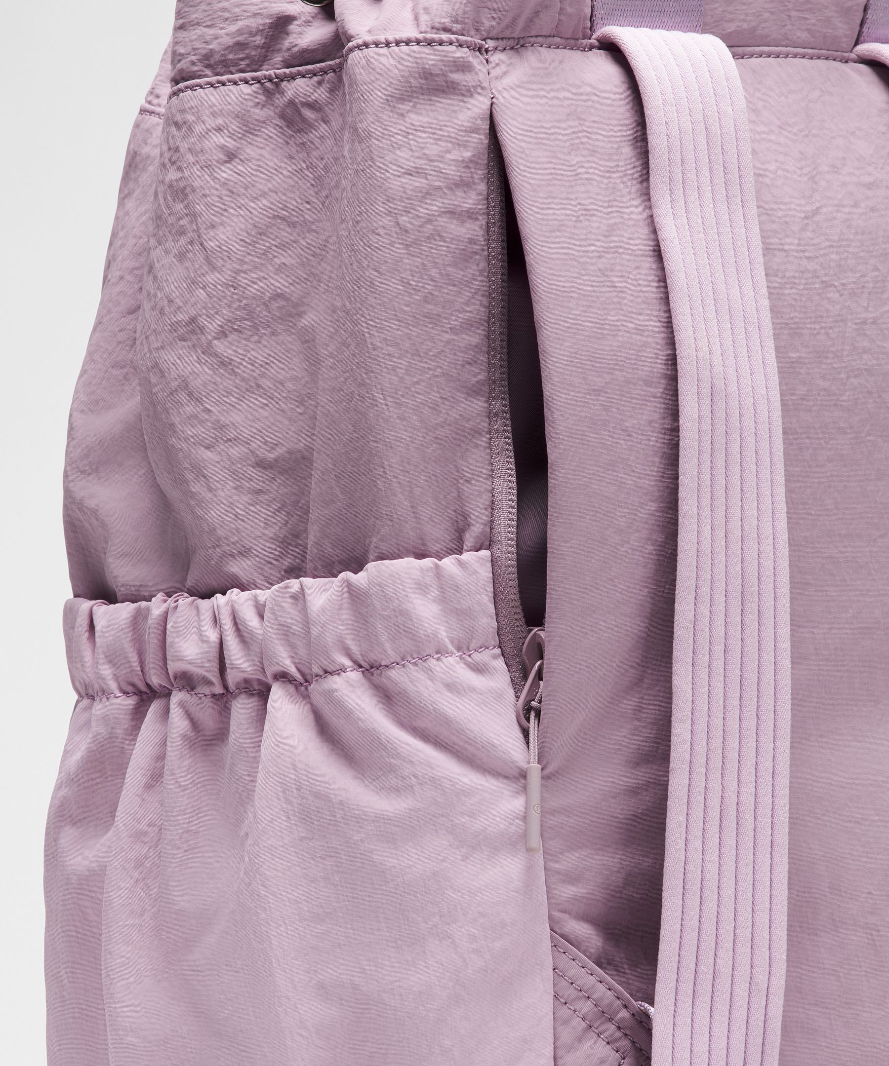 Lululemon 2-in-1 Drawstring Bucket Bag