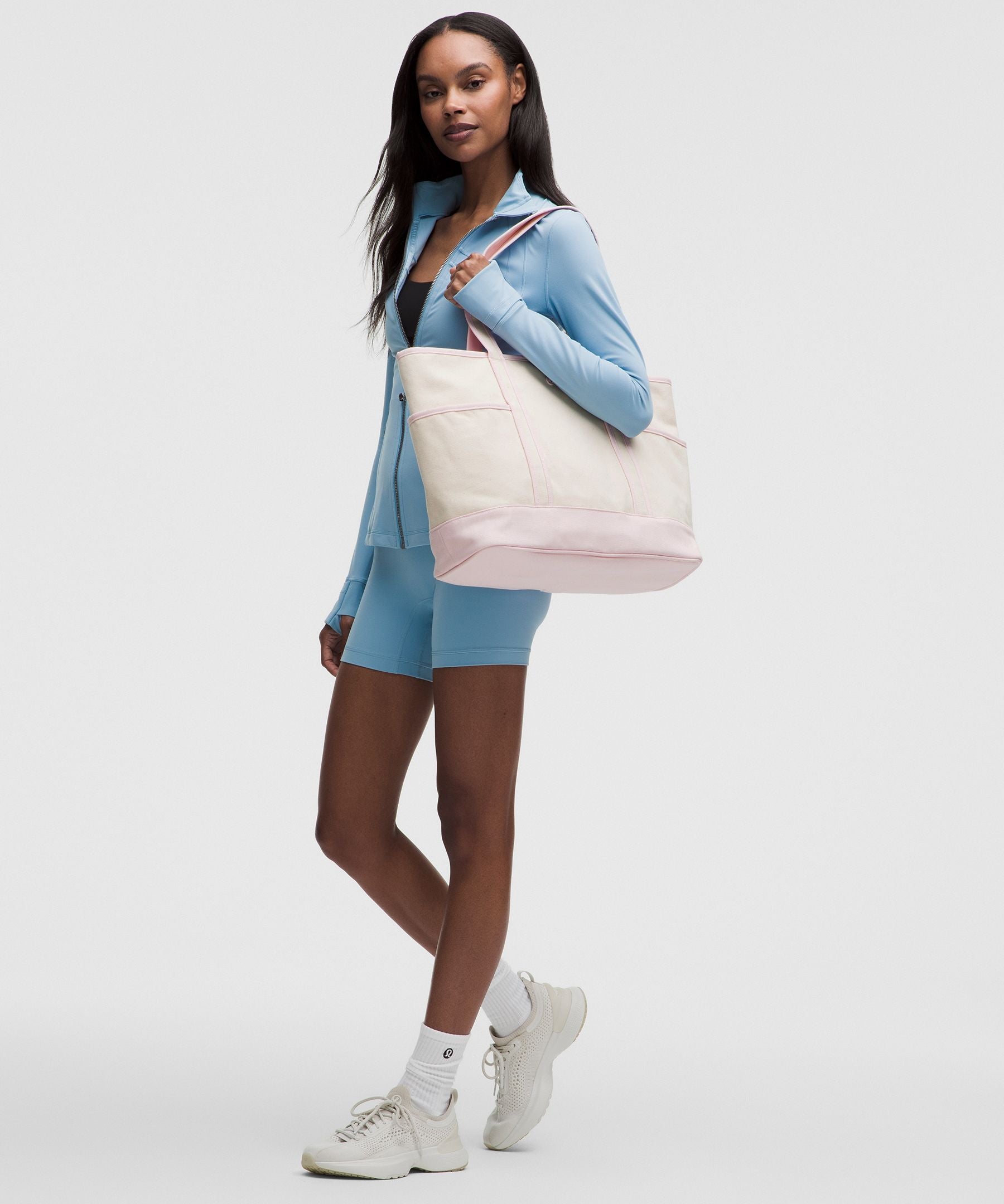 Lululemon Daily Multi-Pocket Zip-Top Tote Bag 18L