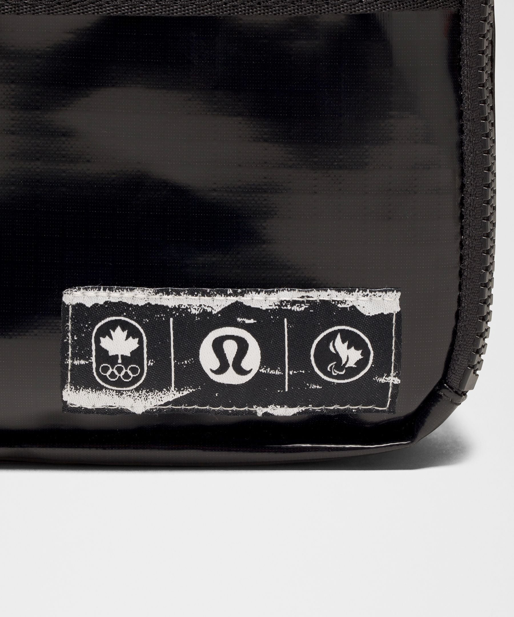 Lululemon Team Canada Future Legacy Easy Access Ripstop Bag 1.5L *COC CPC Logo