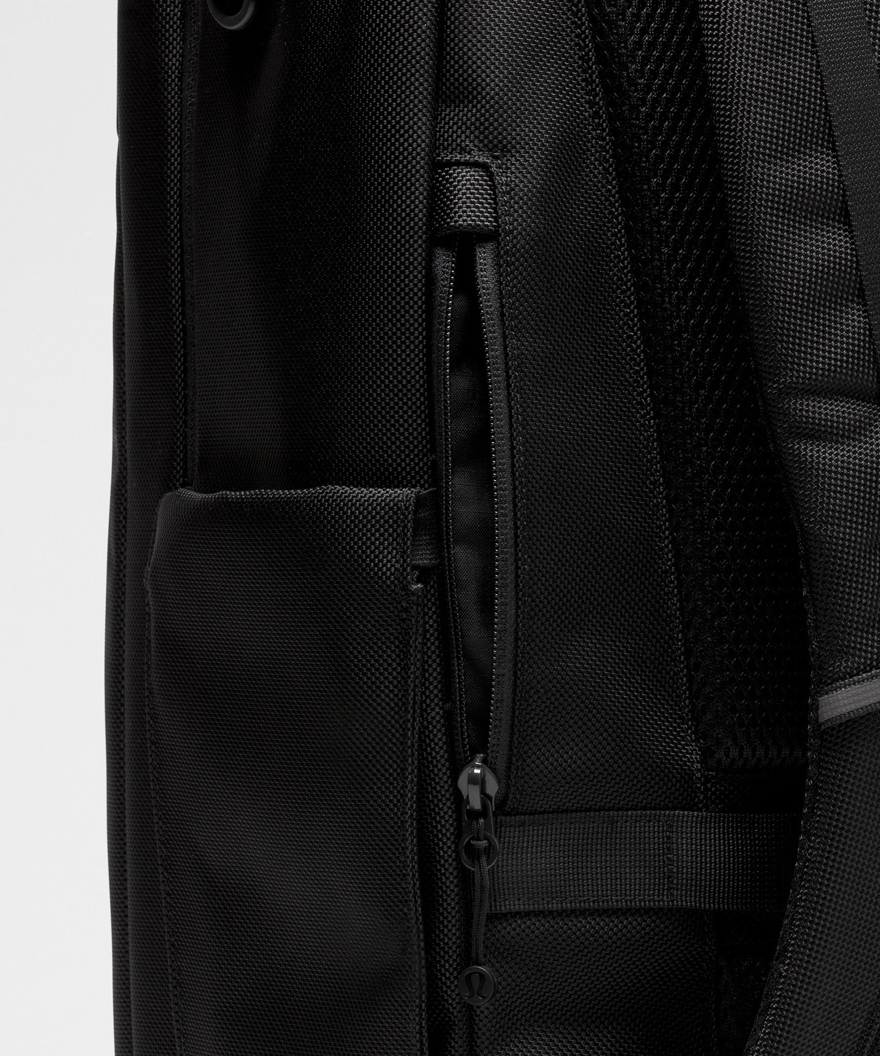 Lululemon Cruiser Travel Backpack 35L