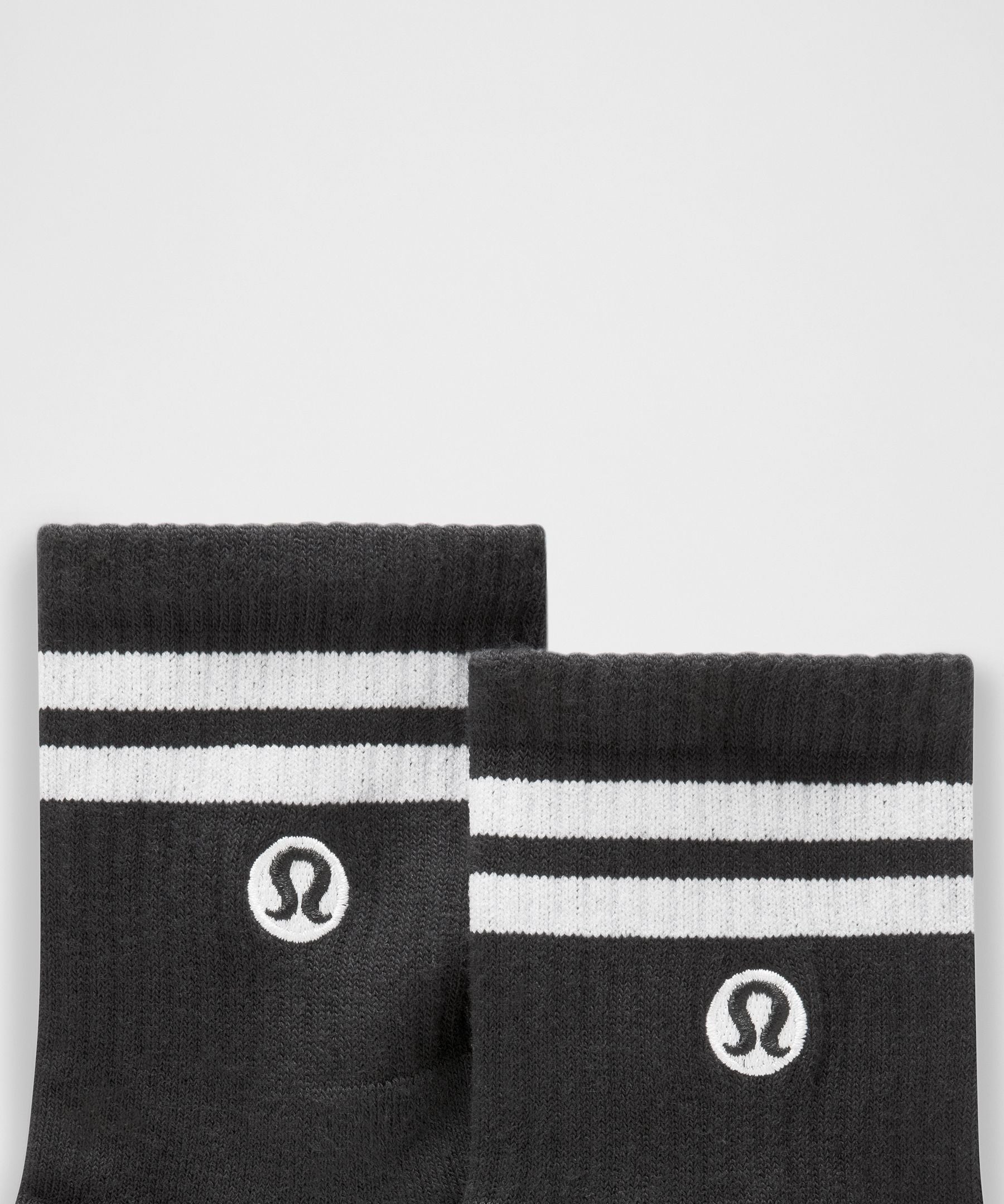 Lululemon Unisex Daily Essential Quarter Socks *Stripe