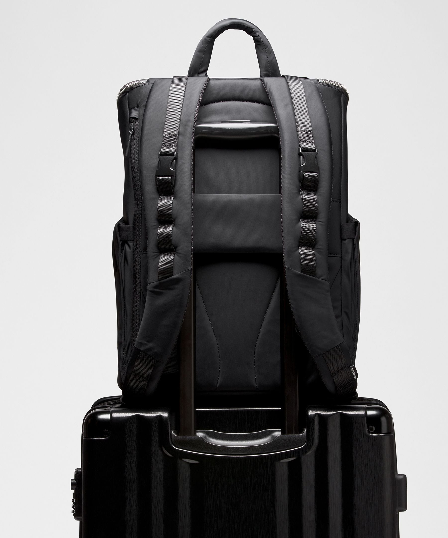Lululemon New Parent Backpack 22L