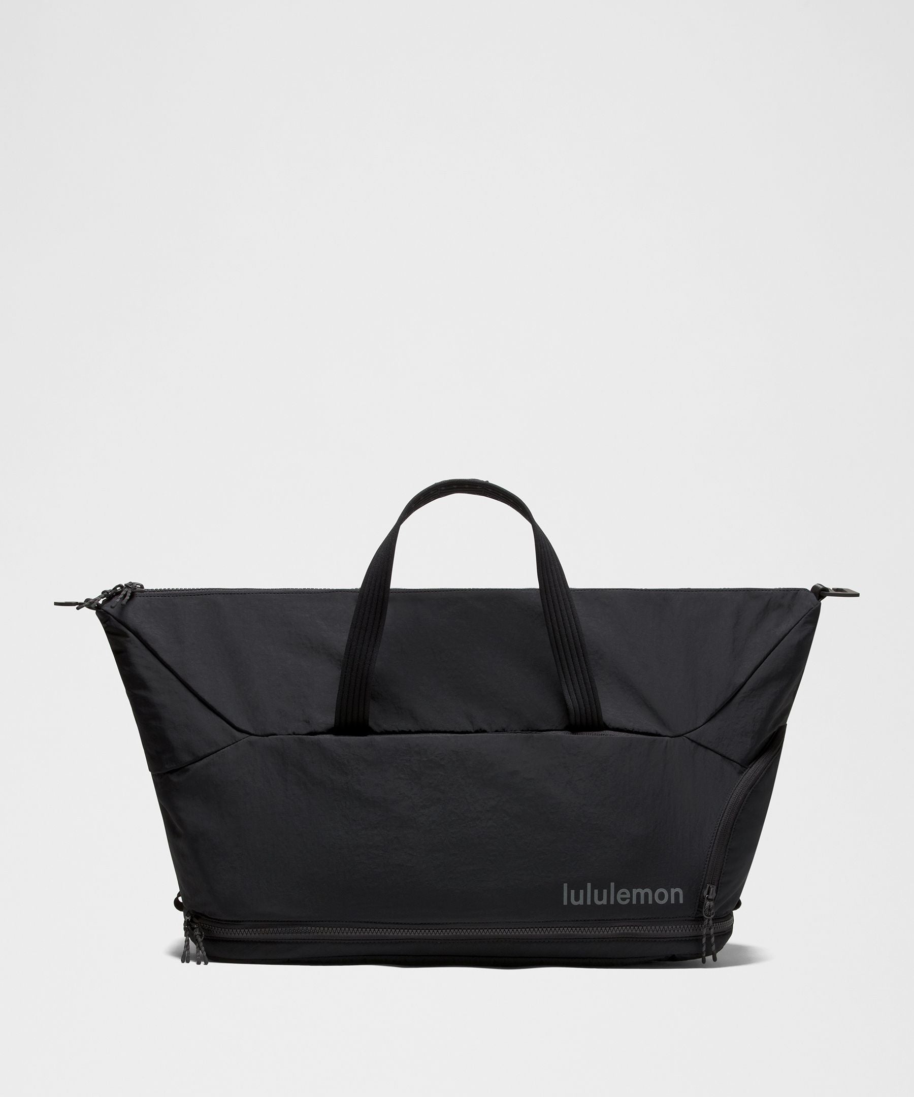 Lululemon 3-in-1 Gym Duffle Bag 30L