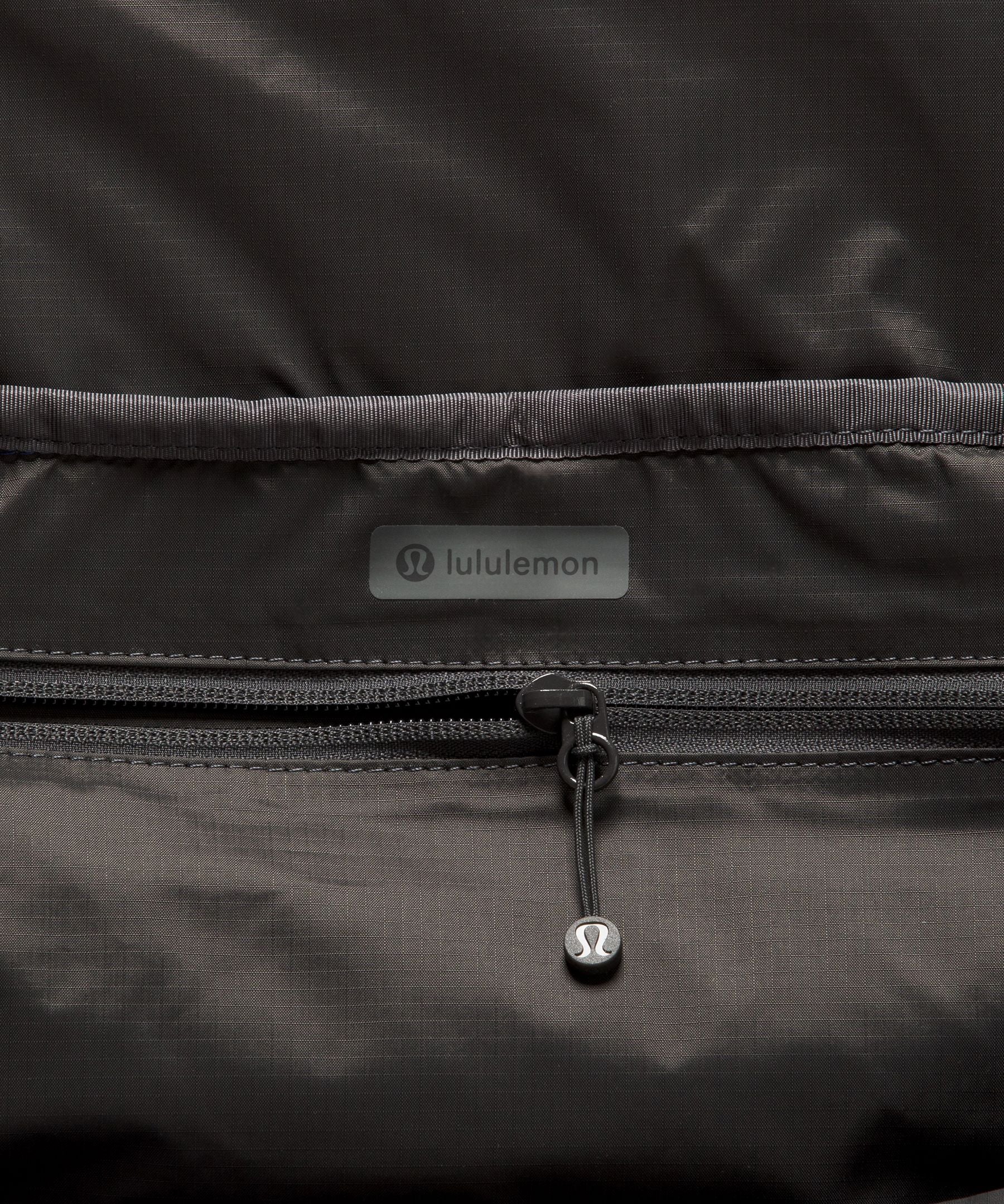 Lululemon 3-in-1 Gym Duffle Bag 30L