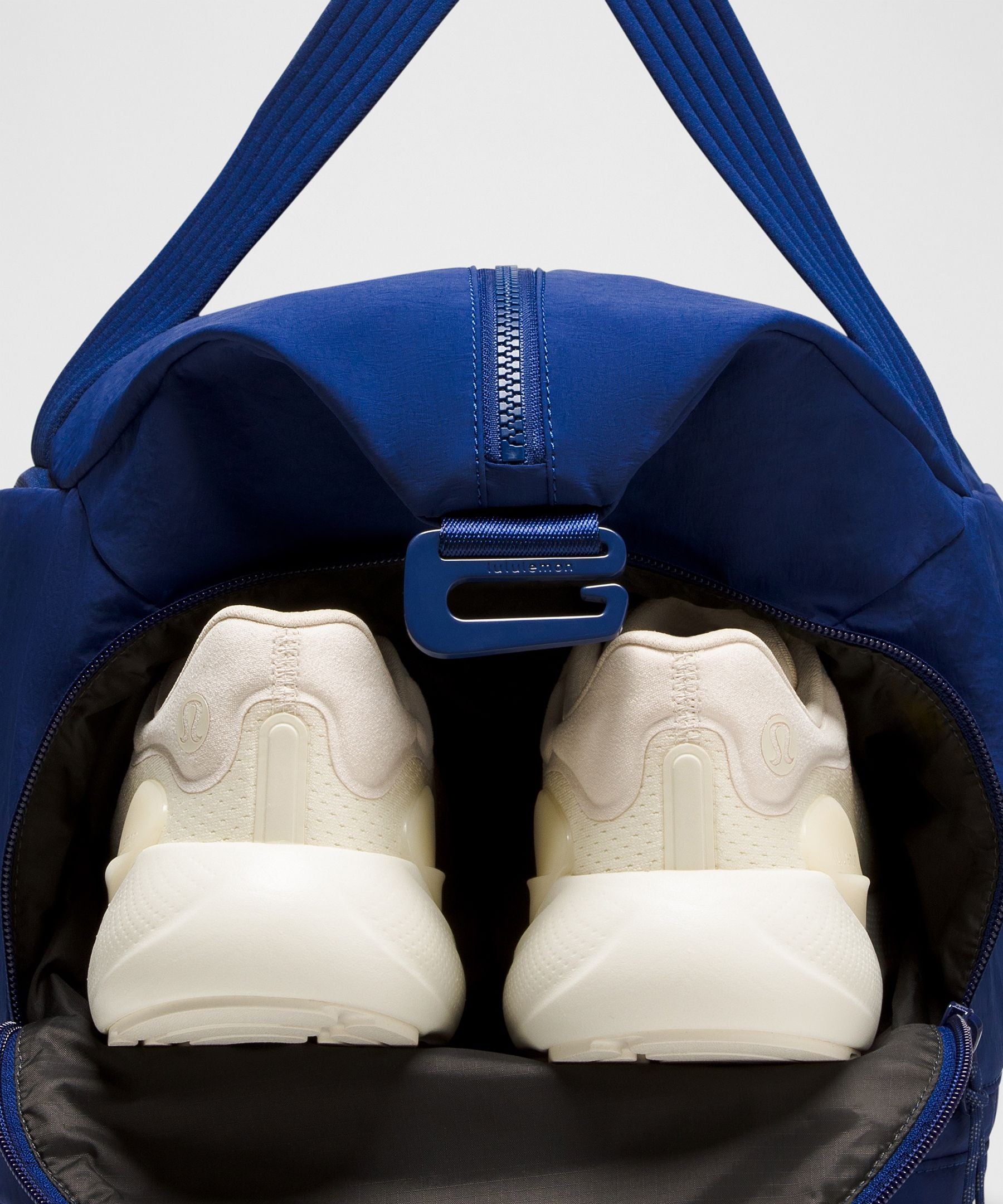 Lululemon 3-in-1 Gym Duffle Bag 30L