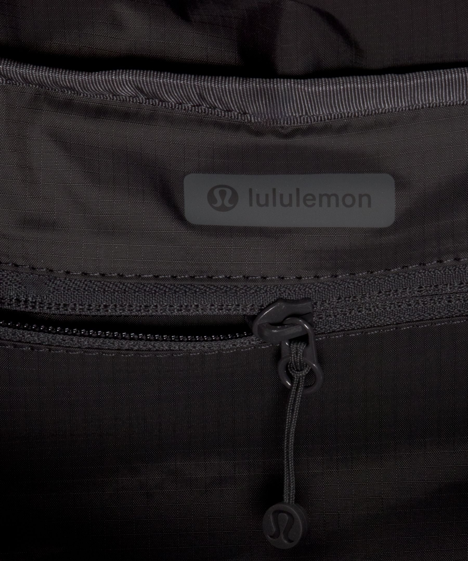 Lululemon 3-in-1 Gym Duffle Bag 30L