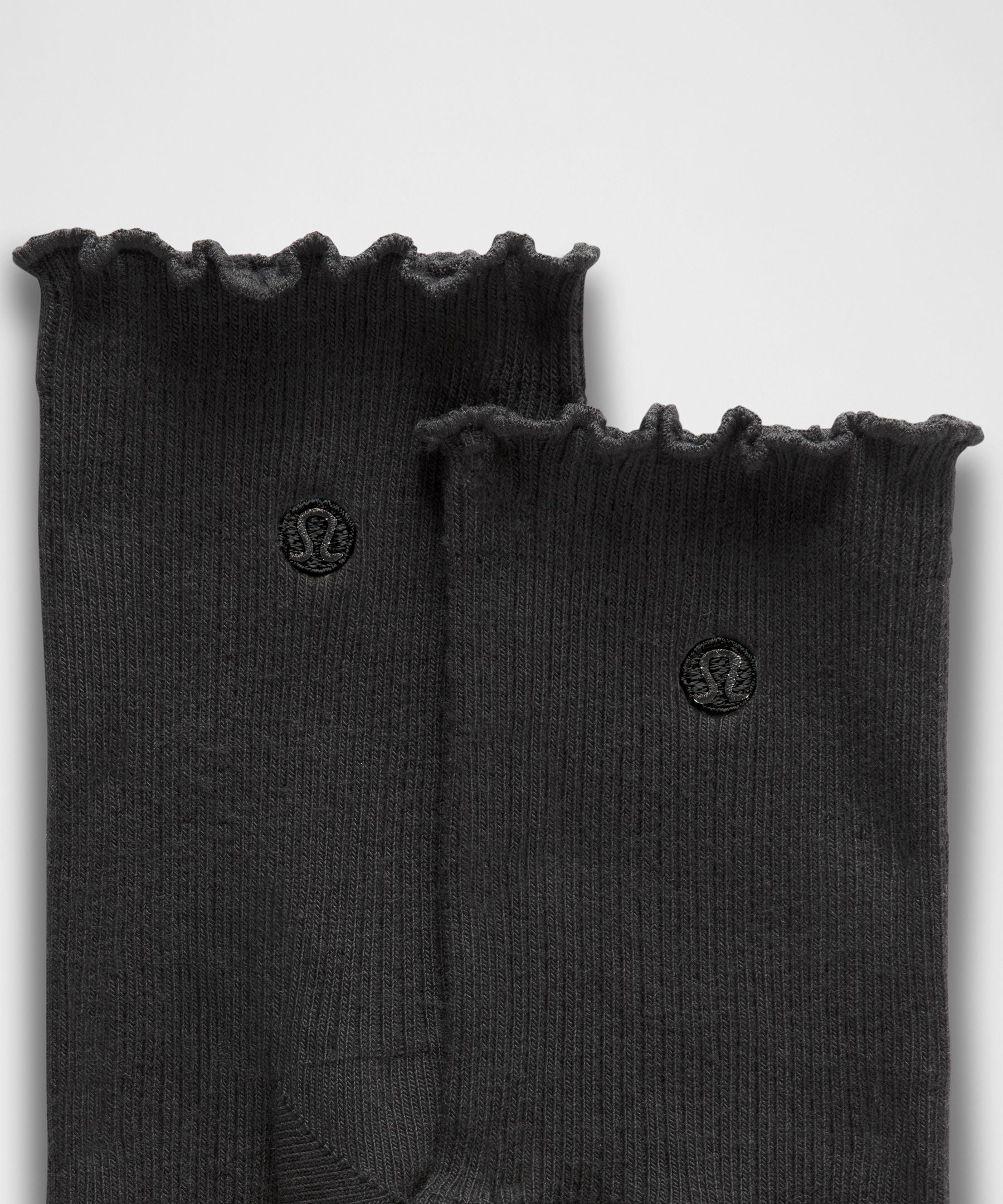 Lululemon Unisex Lettuce Edge Quarter Socks