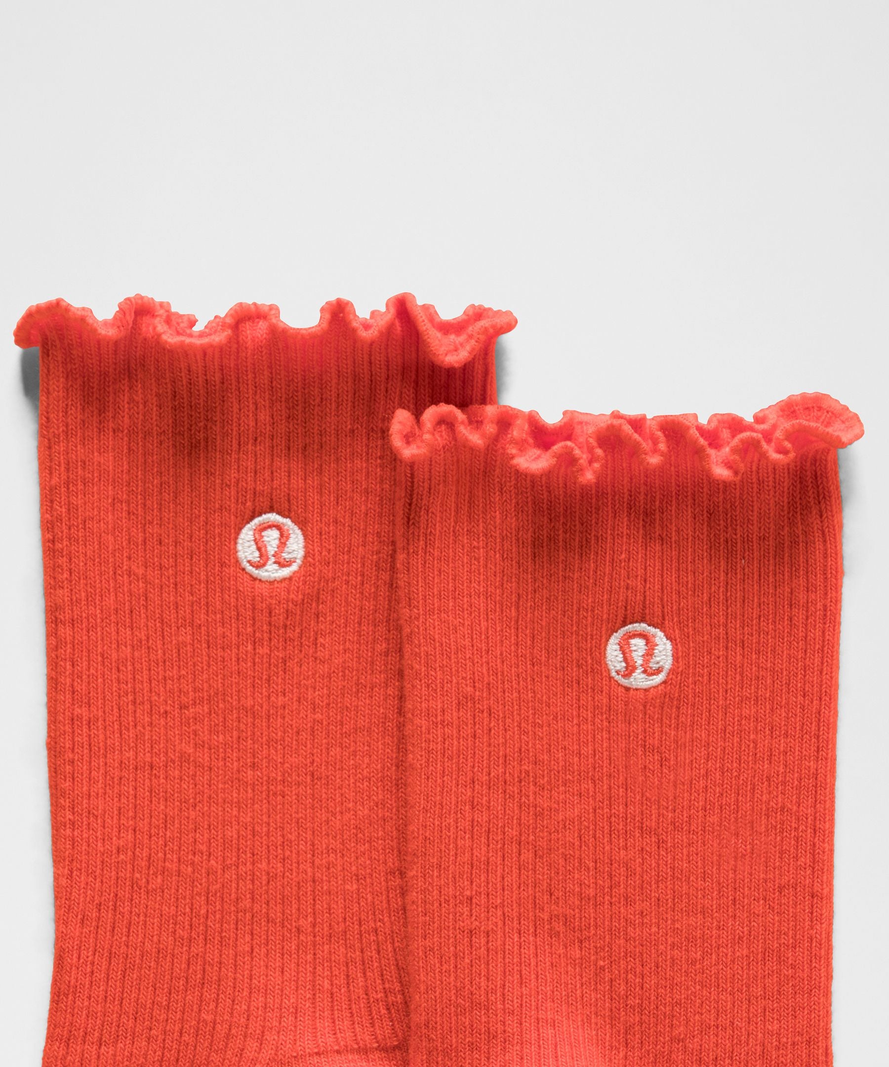 Lululemon Unisex Lettuce Edge Quarter Socks