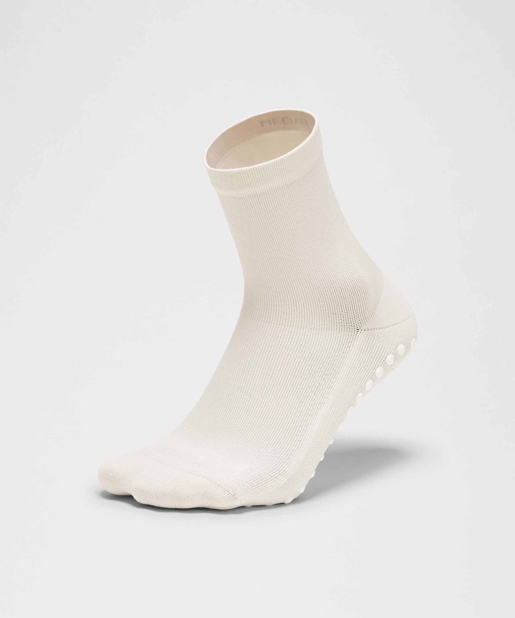 Lululemon Unisex Find Your Balance Grip Quarter Socks