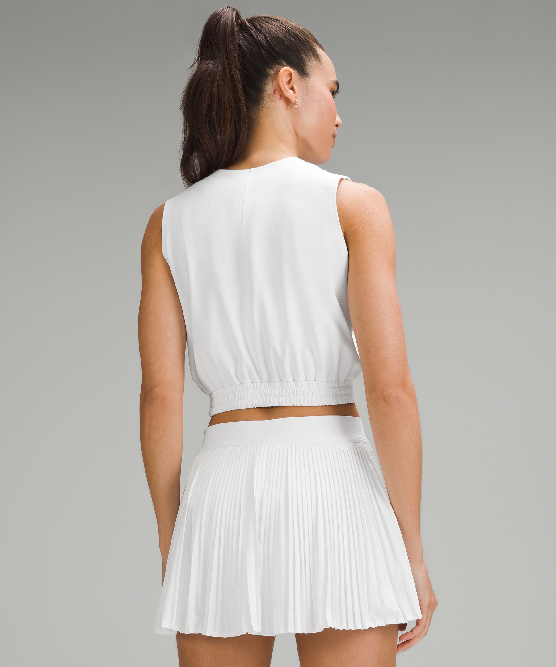 Lululemon Women's Sleeveless Cropped Tennis Tank Top