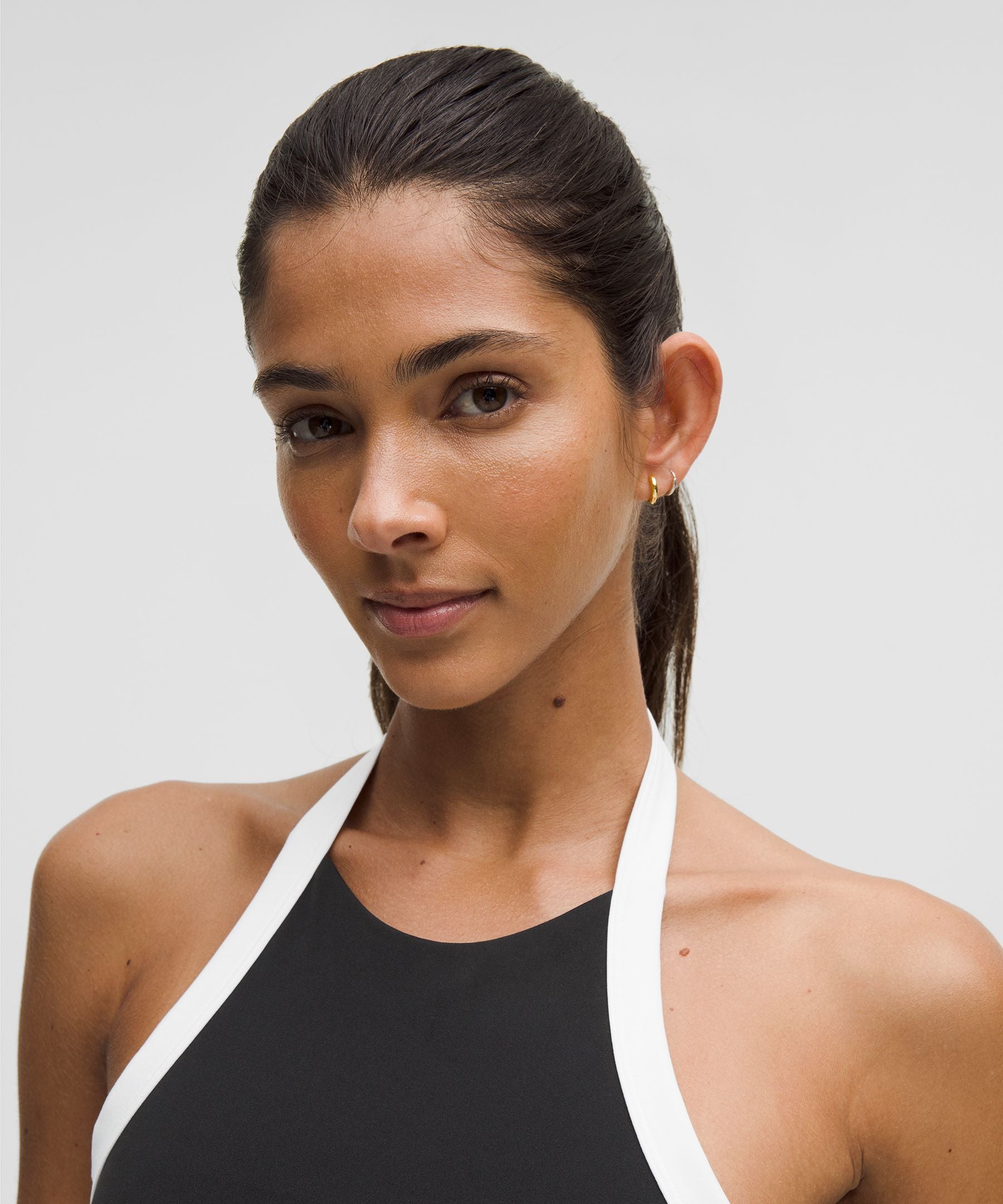 Lululemon Women's Nulu Cropped Halter Tank Top *Light Support, A/B Cup