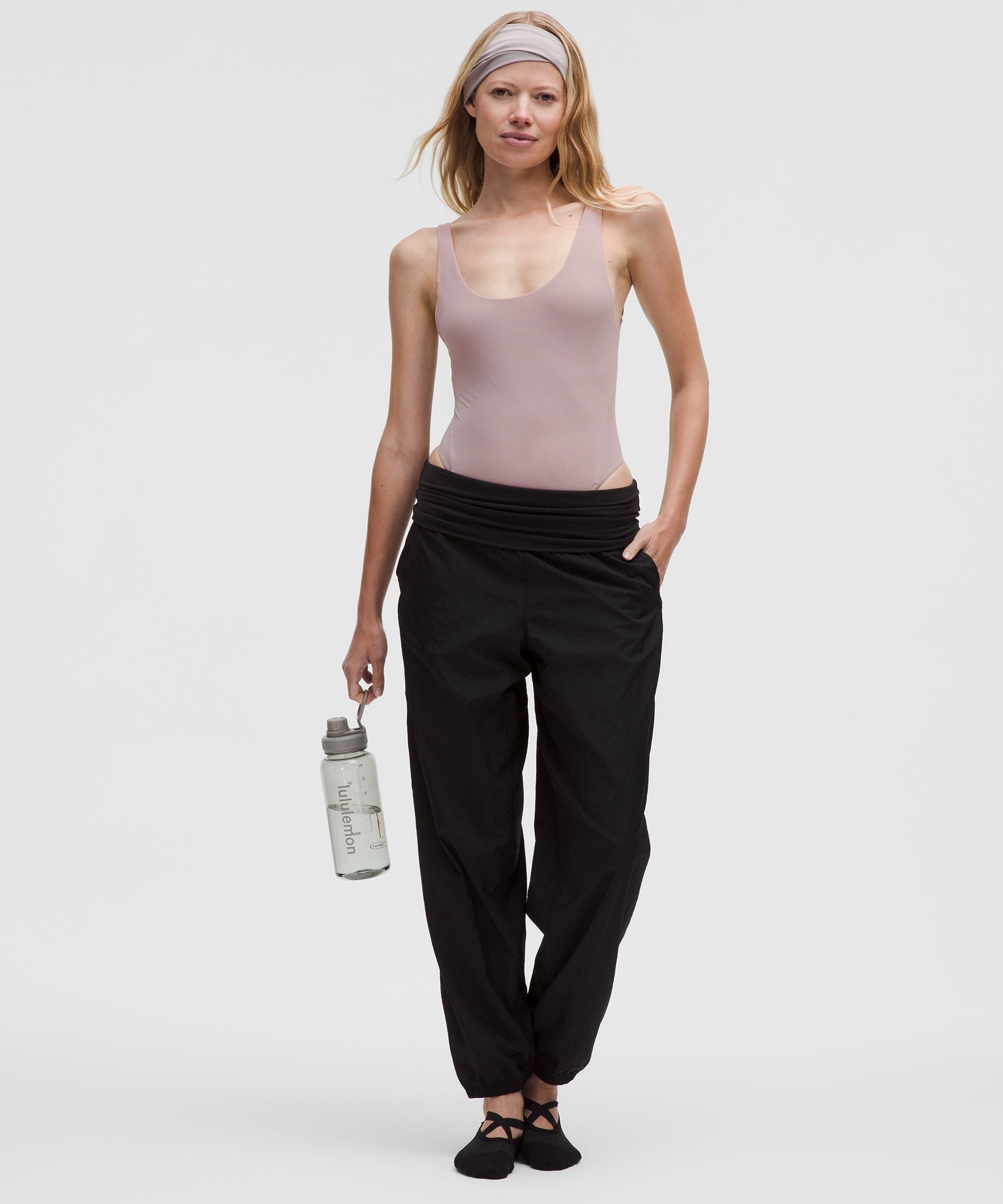 #color_mauve-grey