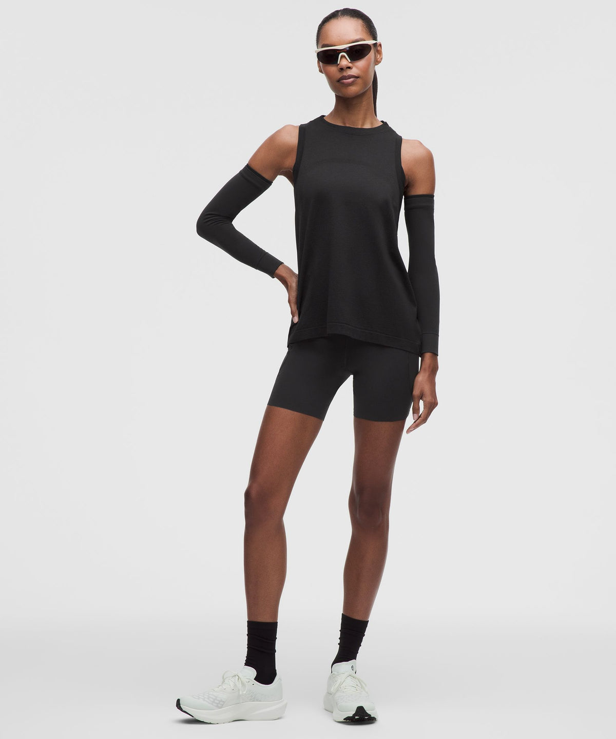 Lululemon Women's Swiftly Relaxed Tank Top Hip Length *Updated Fit