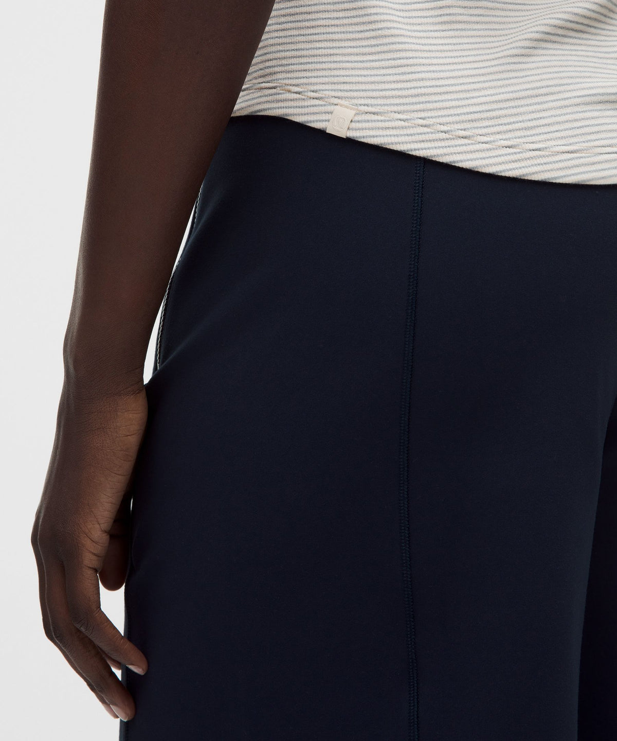 Lululemon Women's Hold Tight Crewneck Tank Top *Waist Length